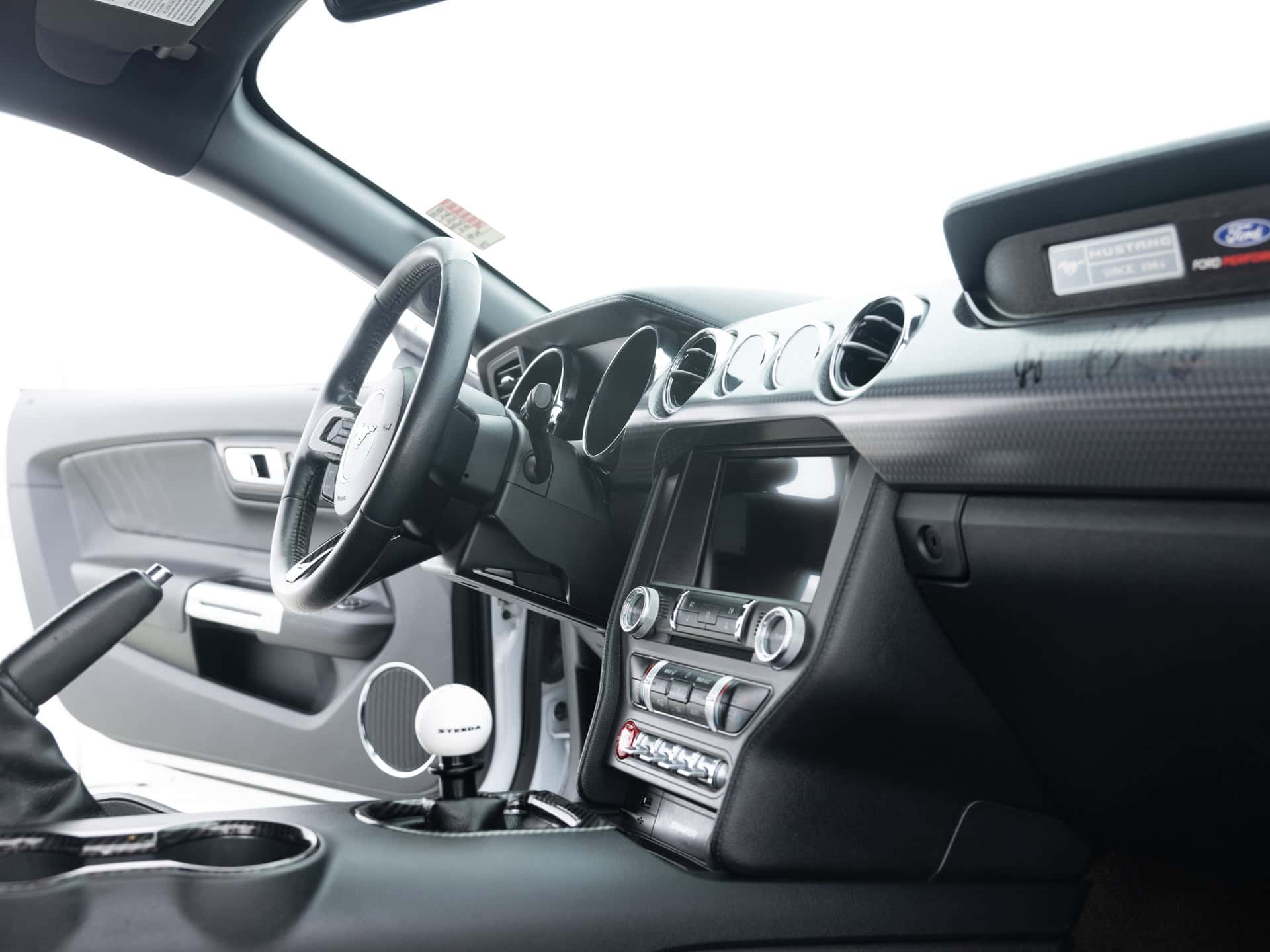 Used White Ford Mustang GT Prem-19 for Sale