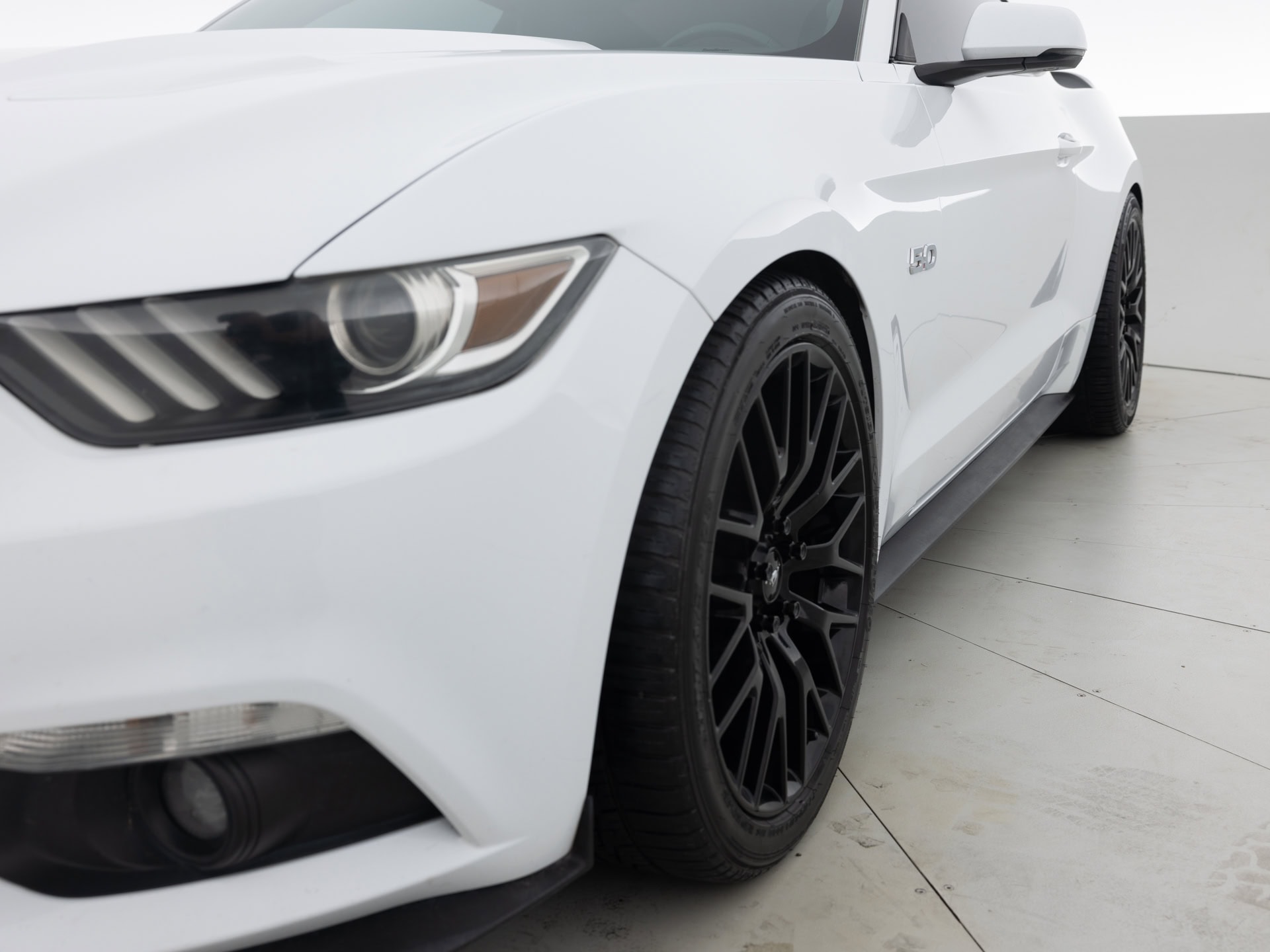 Used White Ford Mustang GT Prem-3 for Sale