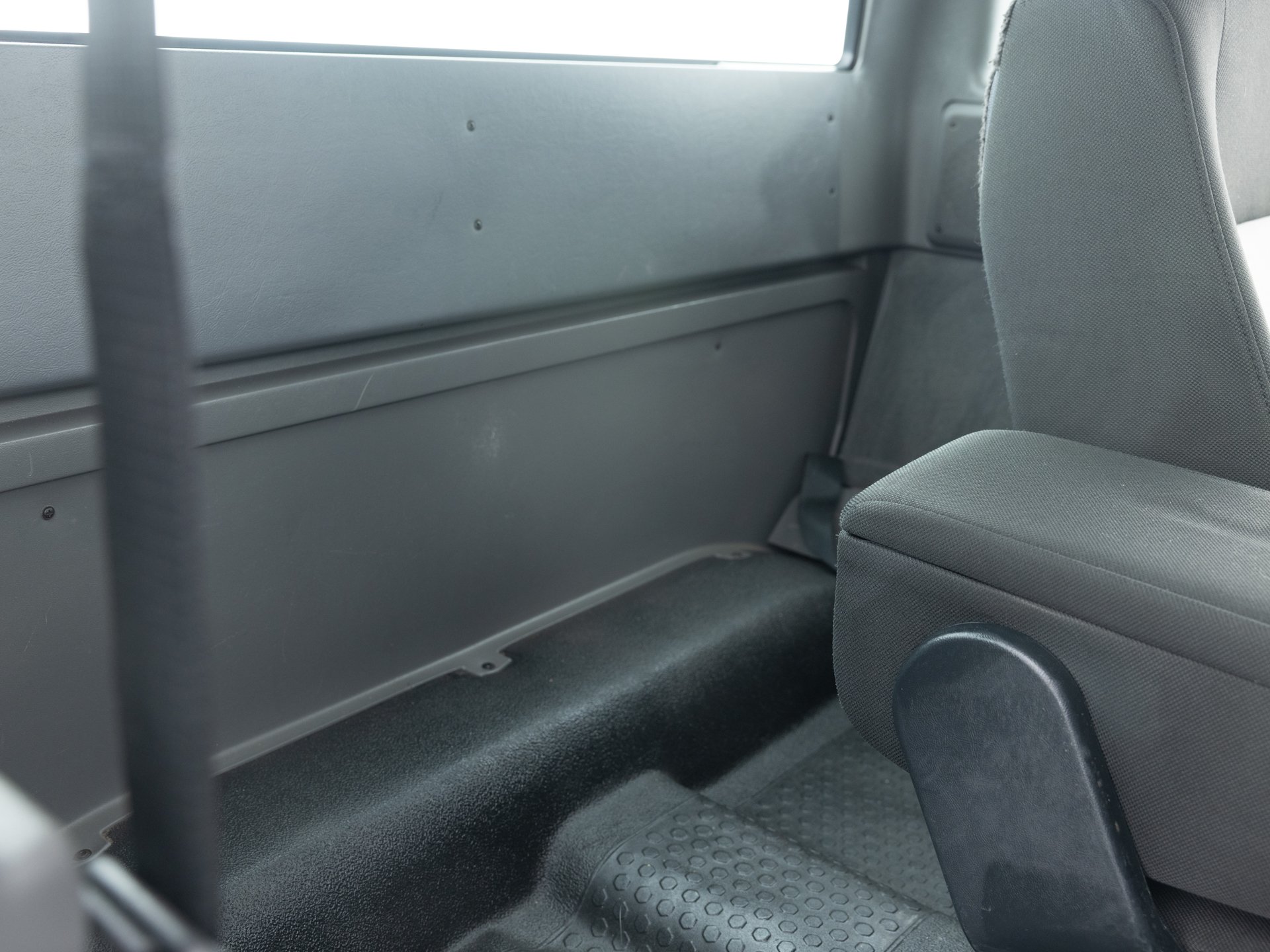 white ford ranger xl 25
