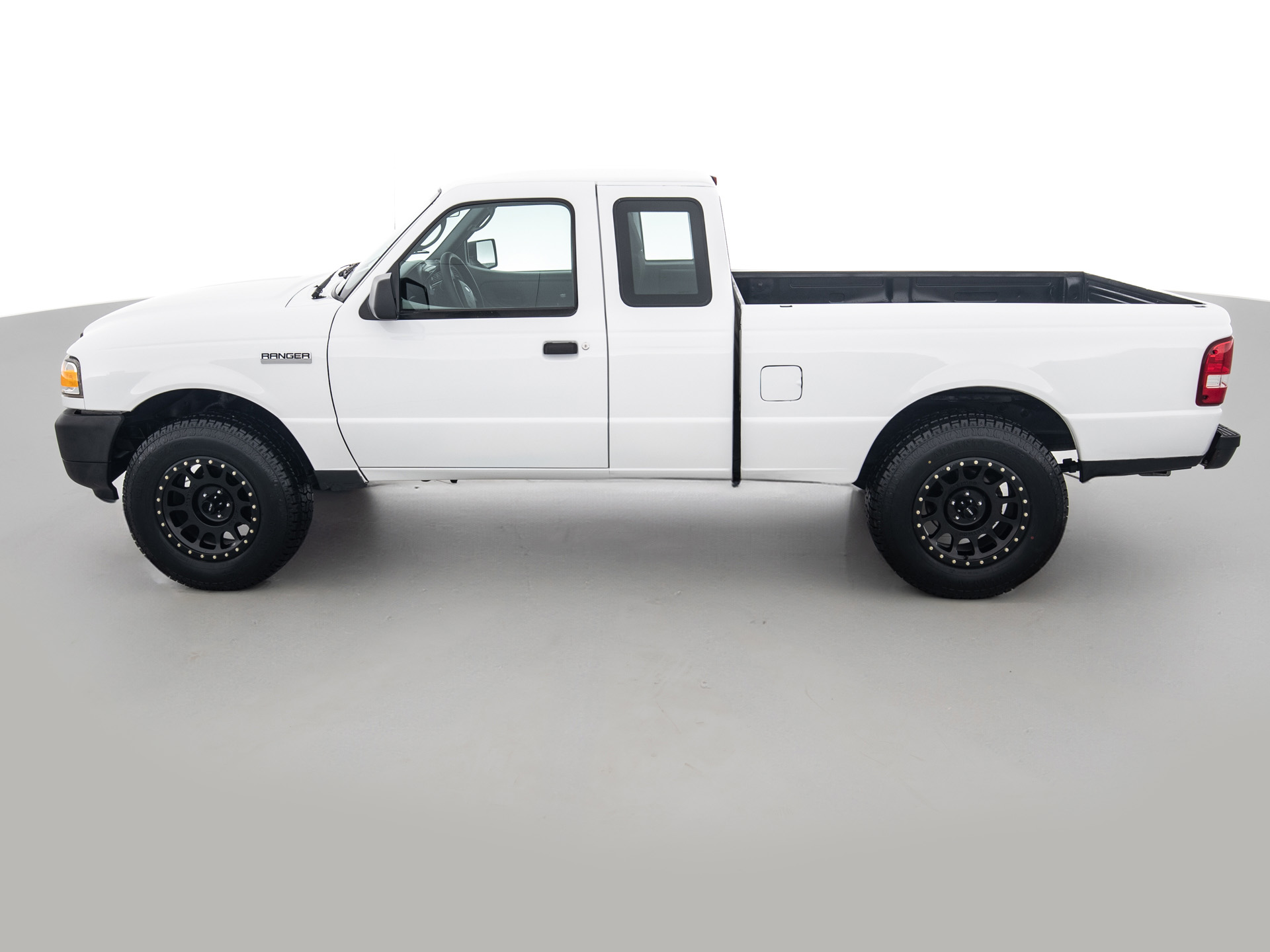 white ford ranger xl 7