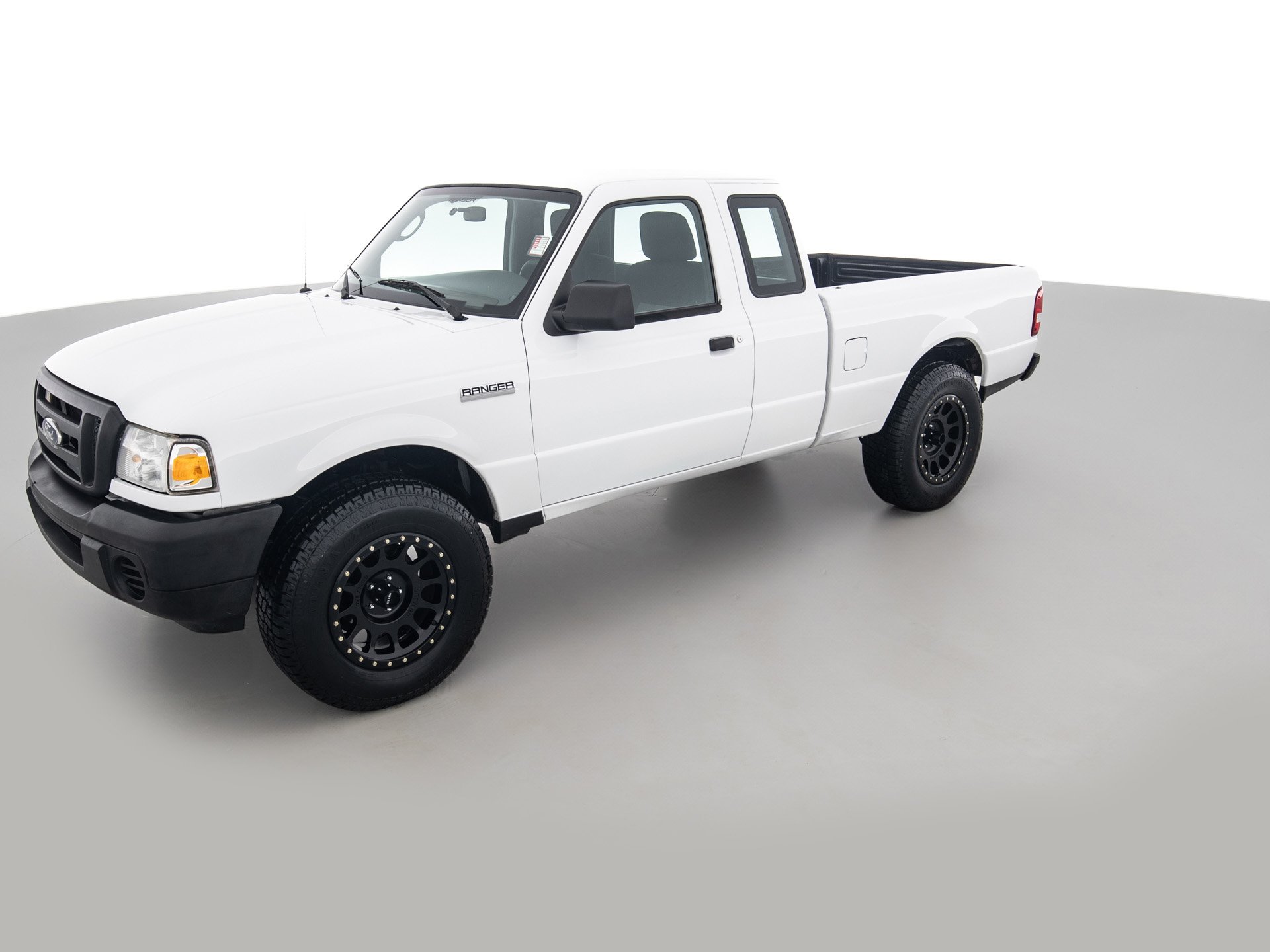 white ford ranger xl 8