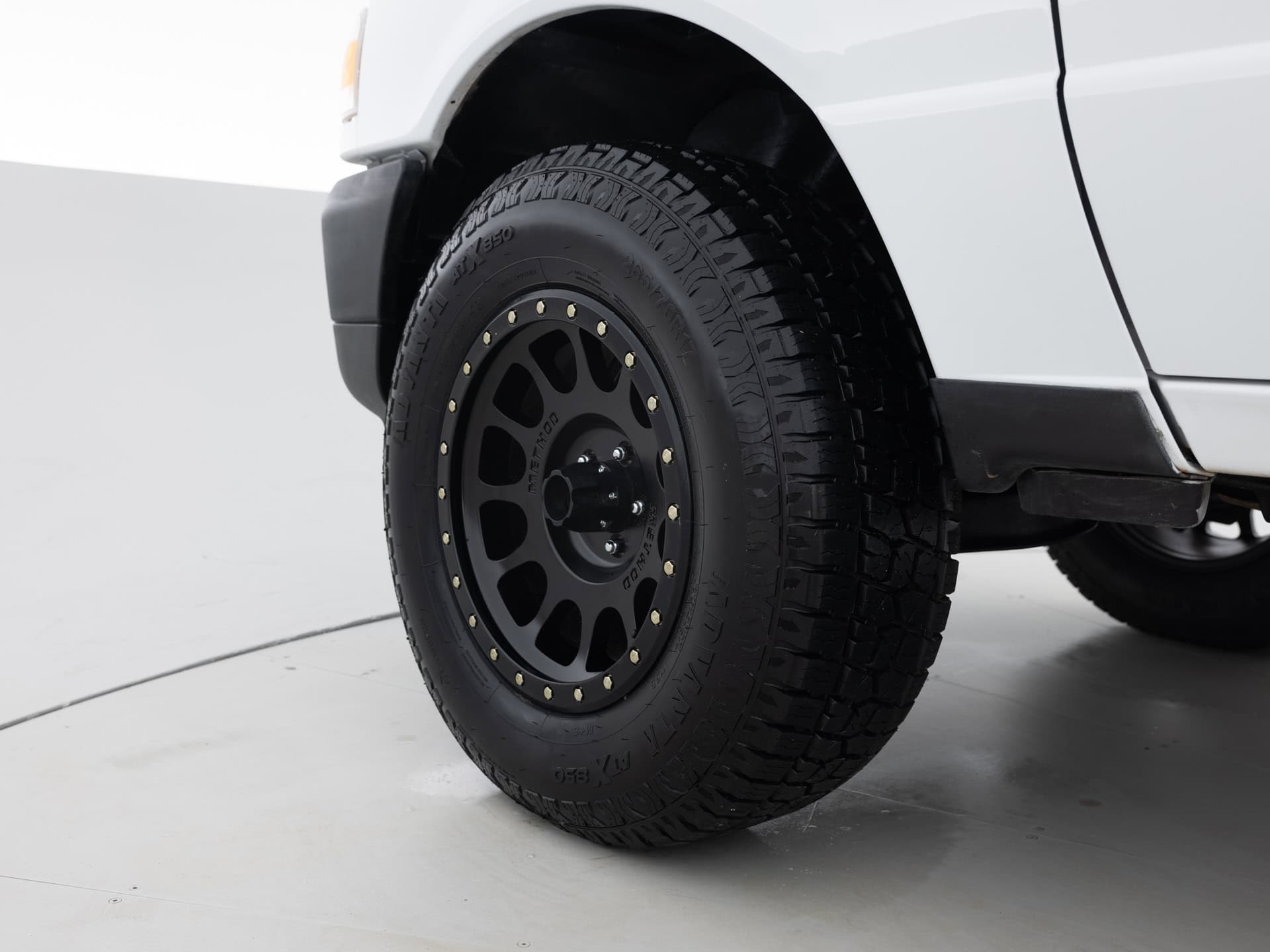 white ford ranger xl 9