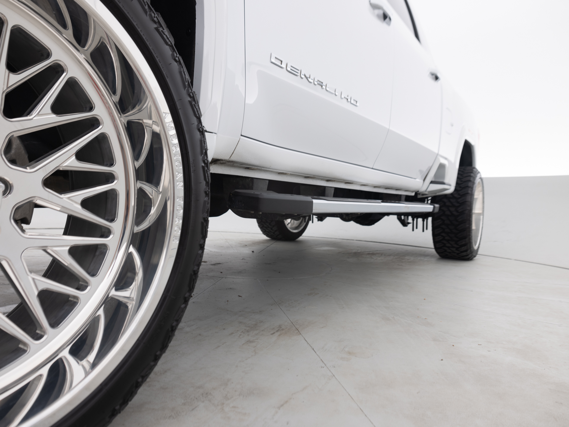 Used White GMC Sierra 2500-16 for Sale