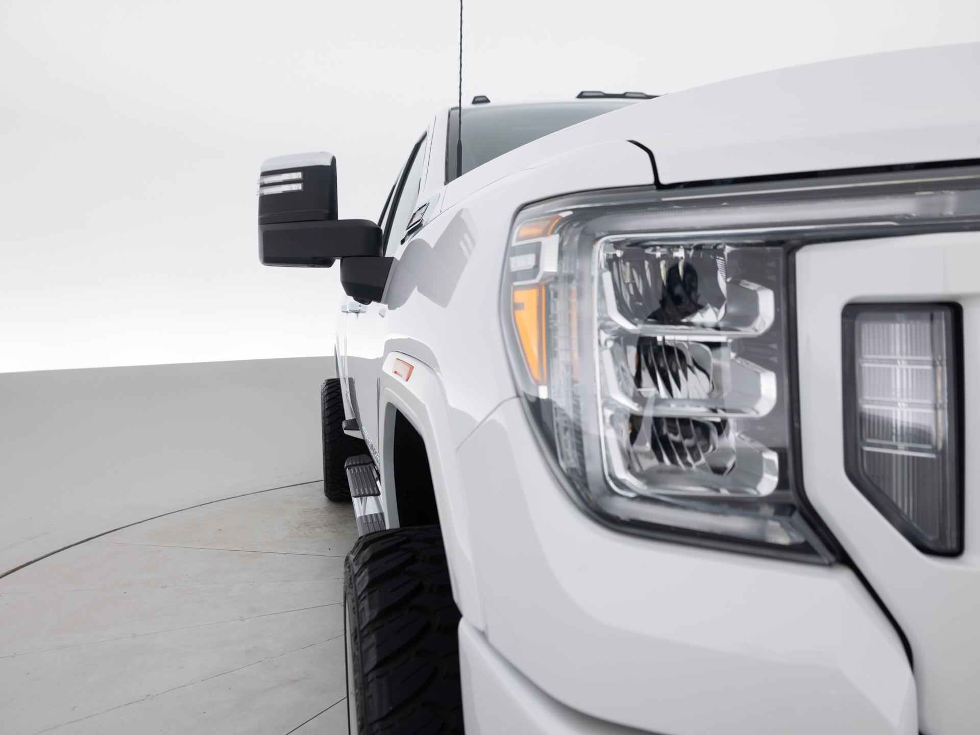 Used White GMC Sierra 2500-4 for Sale