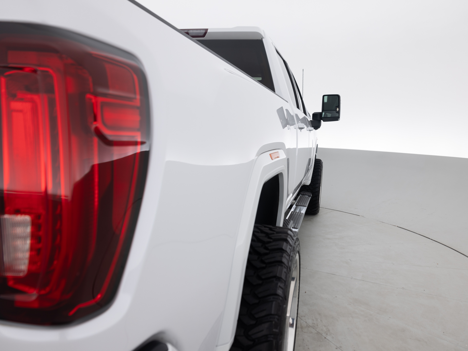 Used White GMC Sierra 2500-5 for Sale