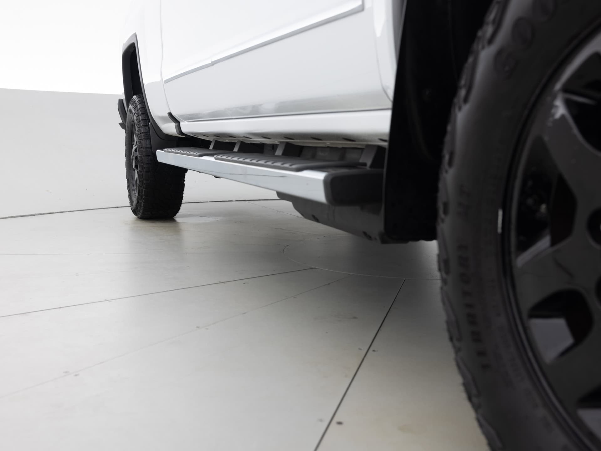 Used White GMC Sierra 2500HD Denali_-13 for Sale