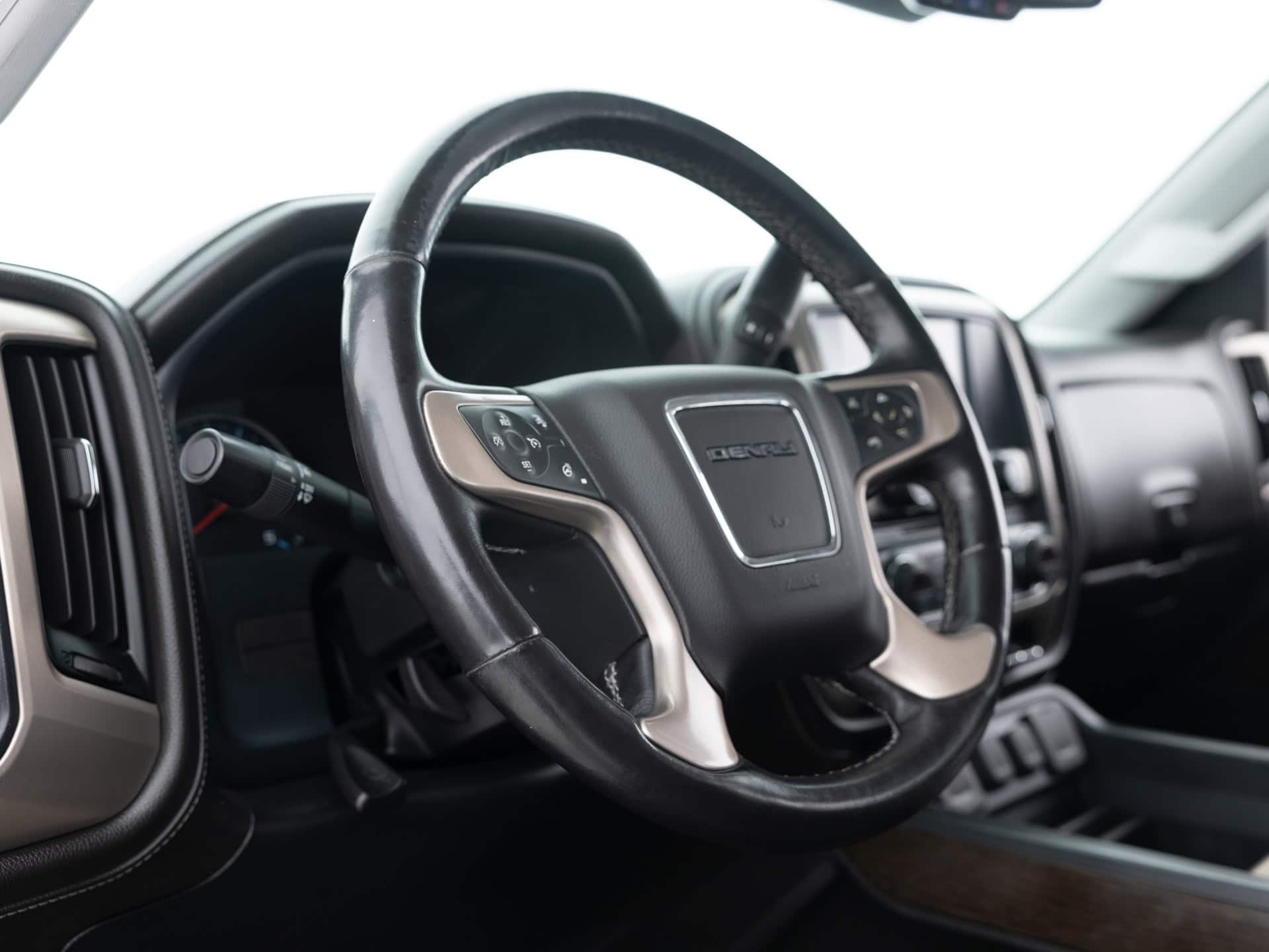 Used White GMC Sierra 2500HD Denali_-19 for Sale