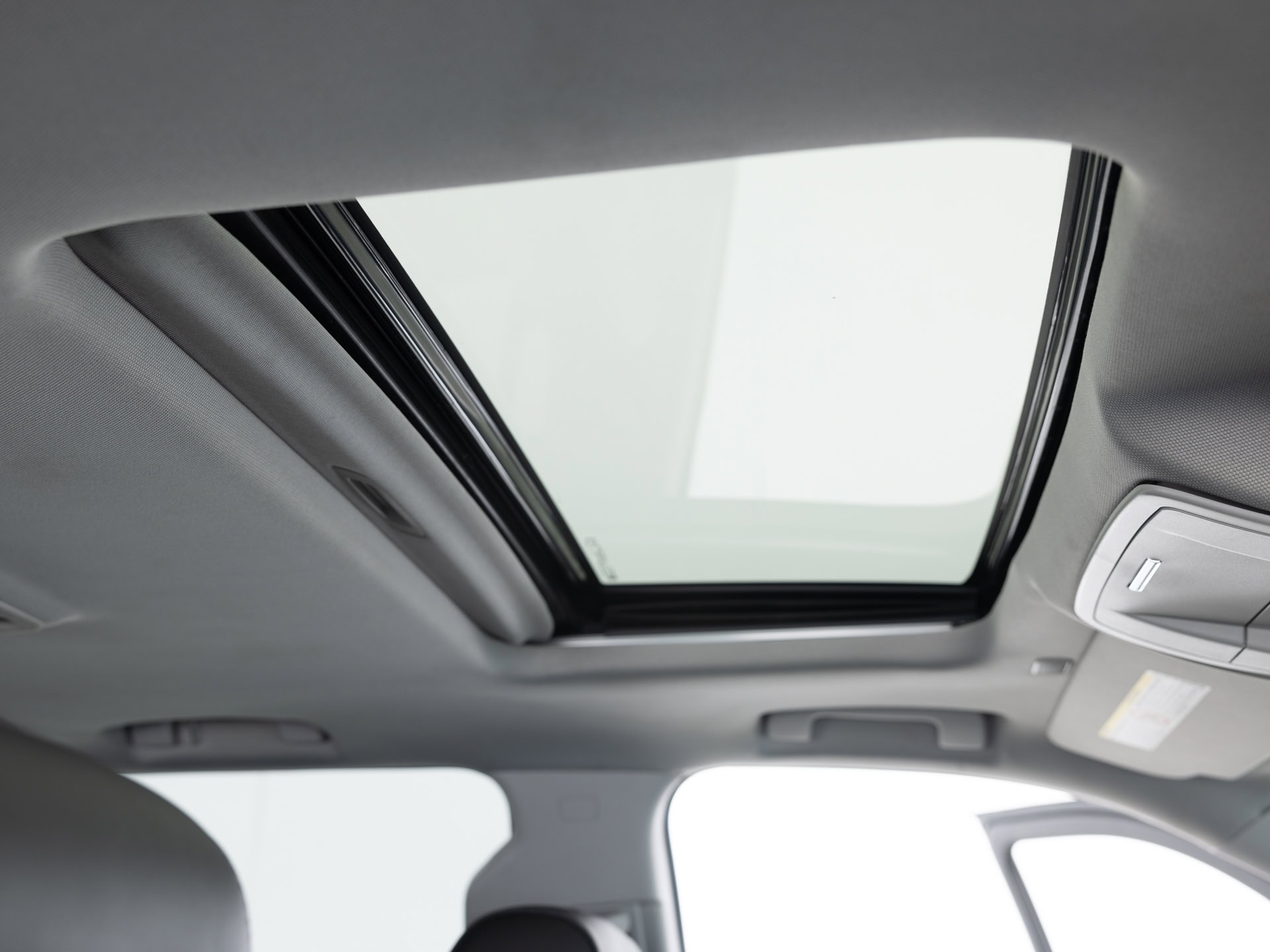 Used White GMC Sierra 2500HD Denali_-27 for Sale