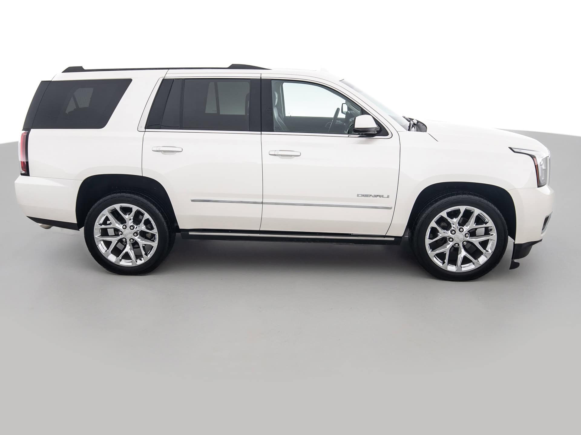 white gmc yukon denali 3