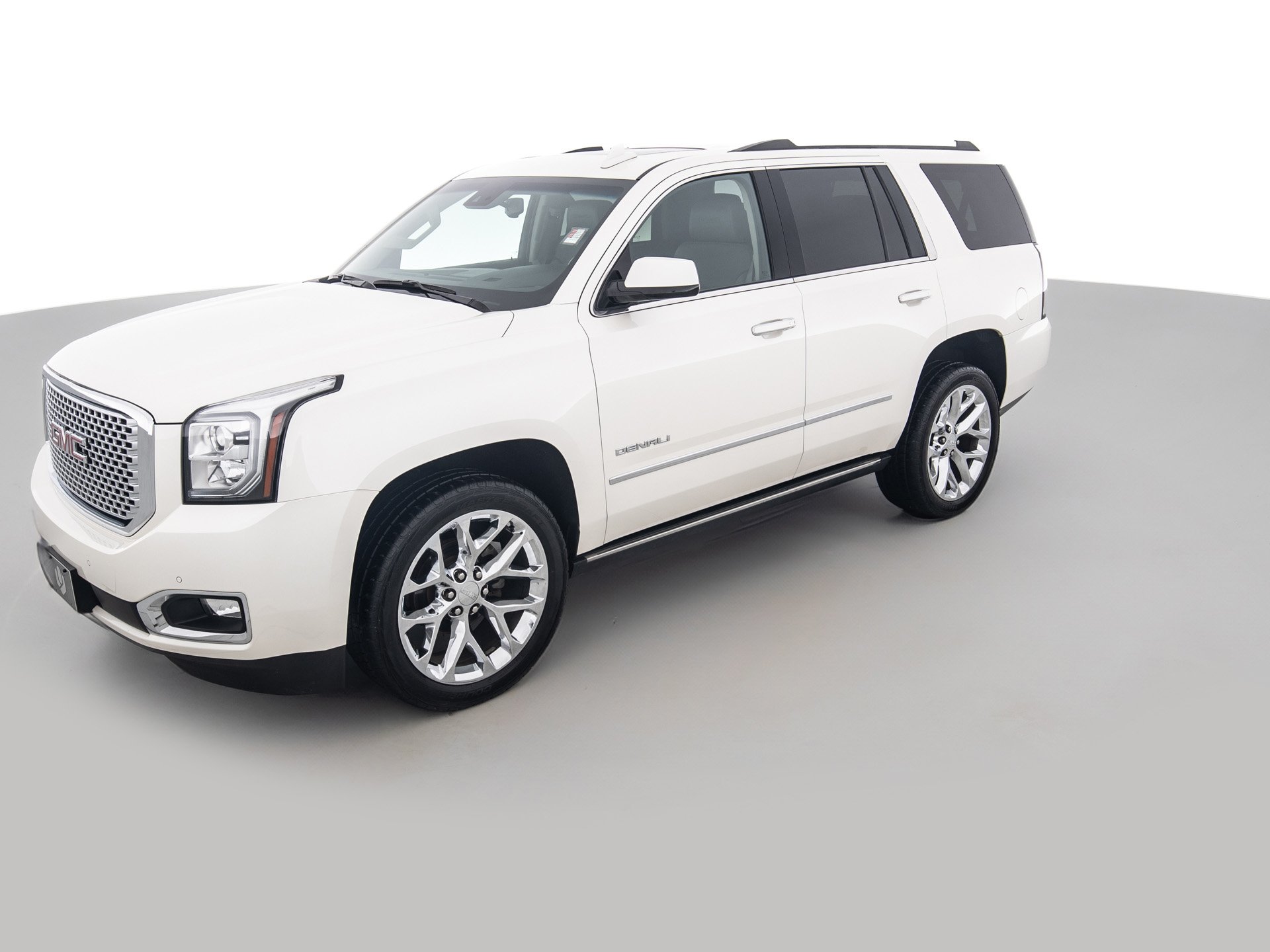 white gmc yukon denali 8