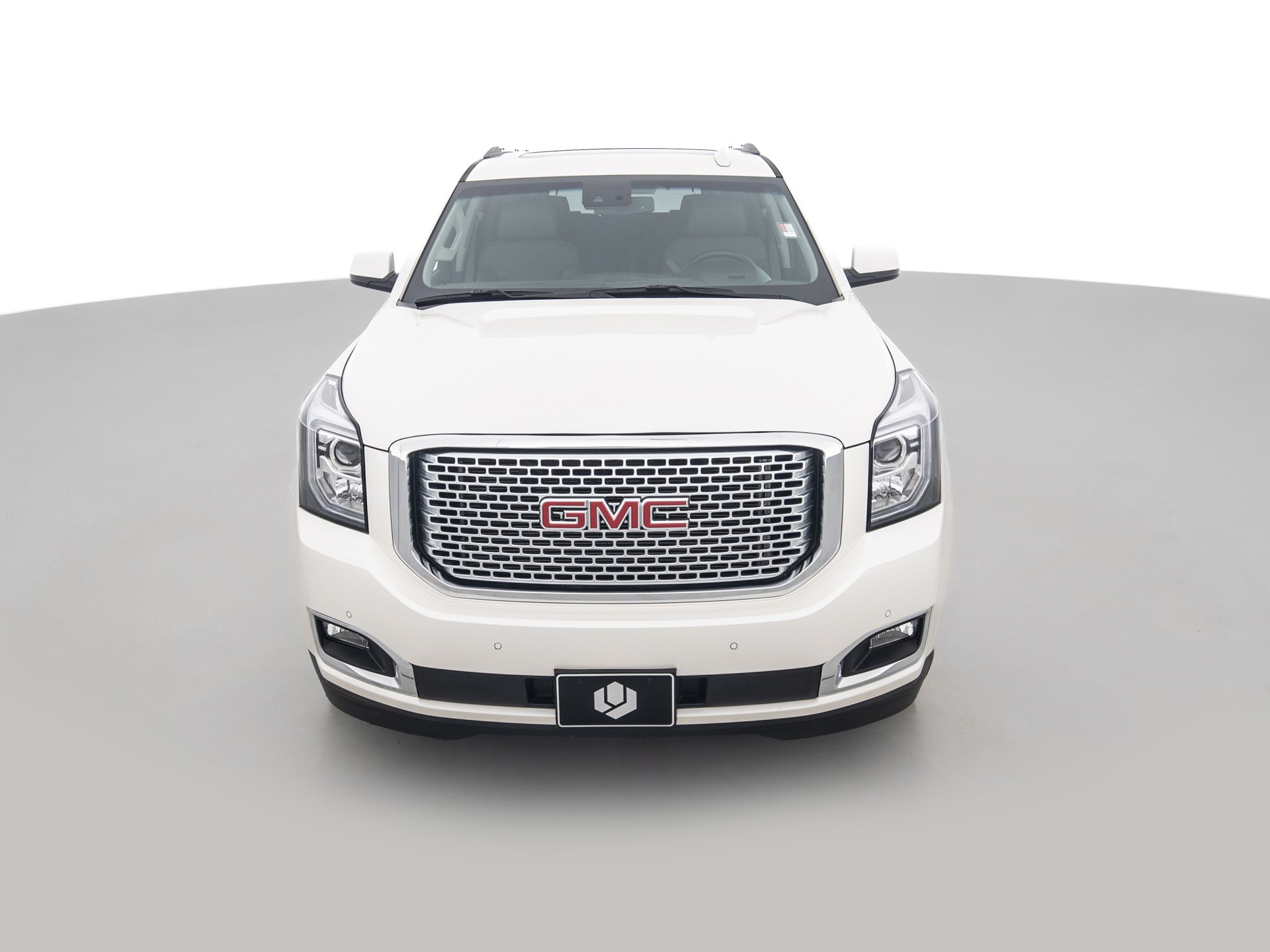 white gmc yukon denali