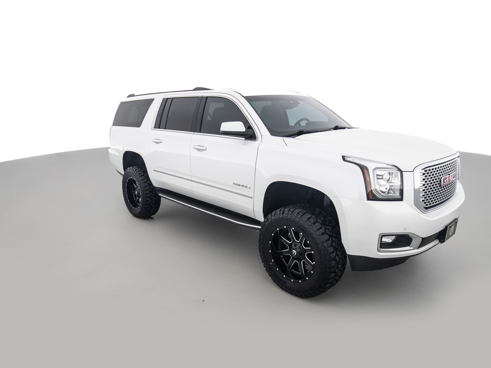 white gmc yukon xl denali 2