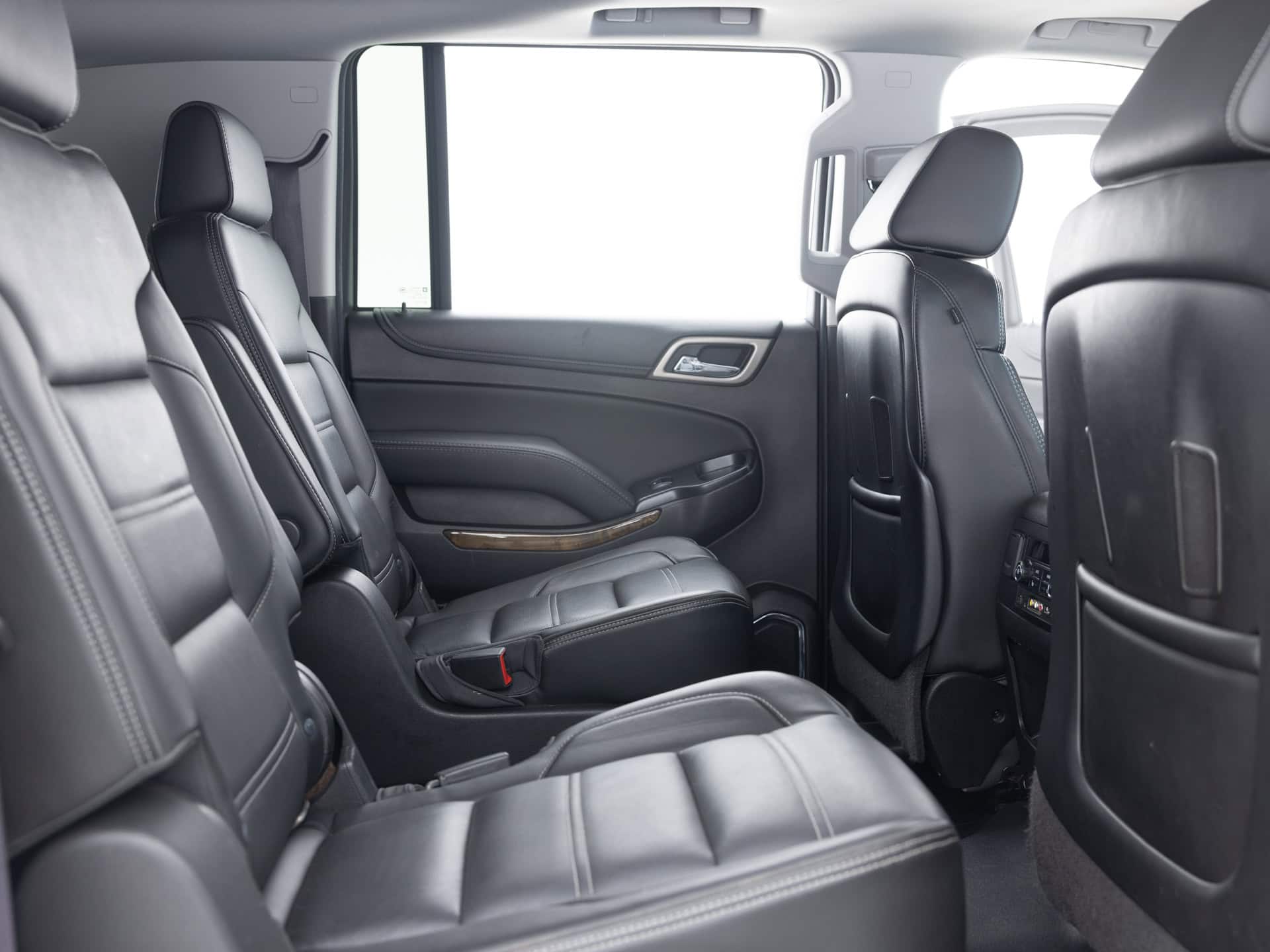 white gmc yukon xl denali 25