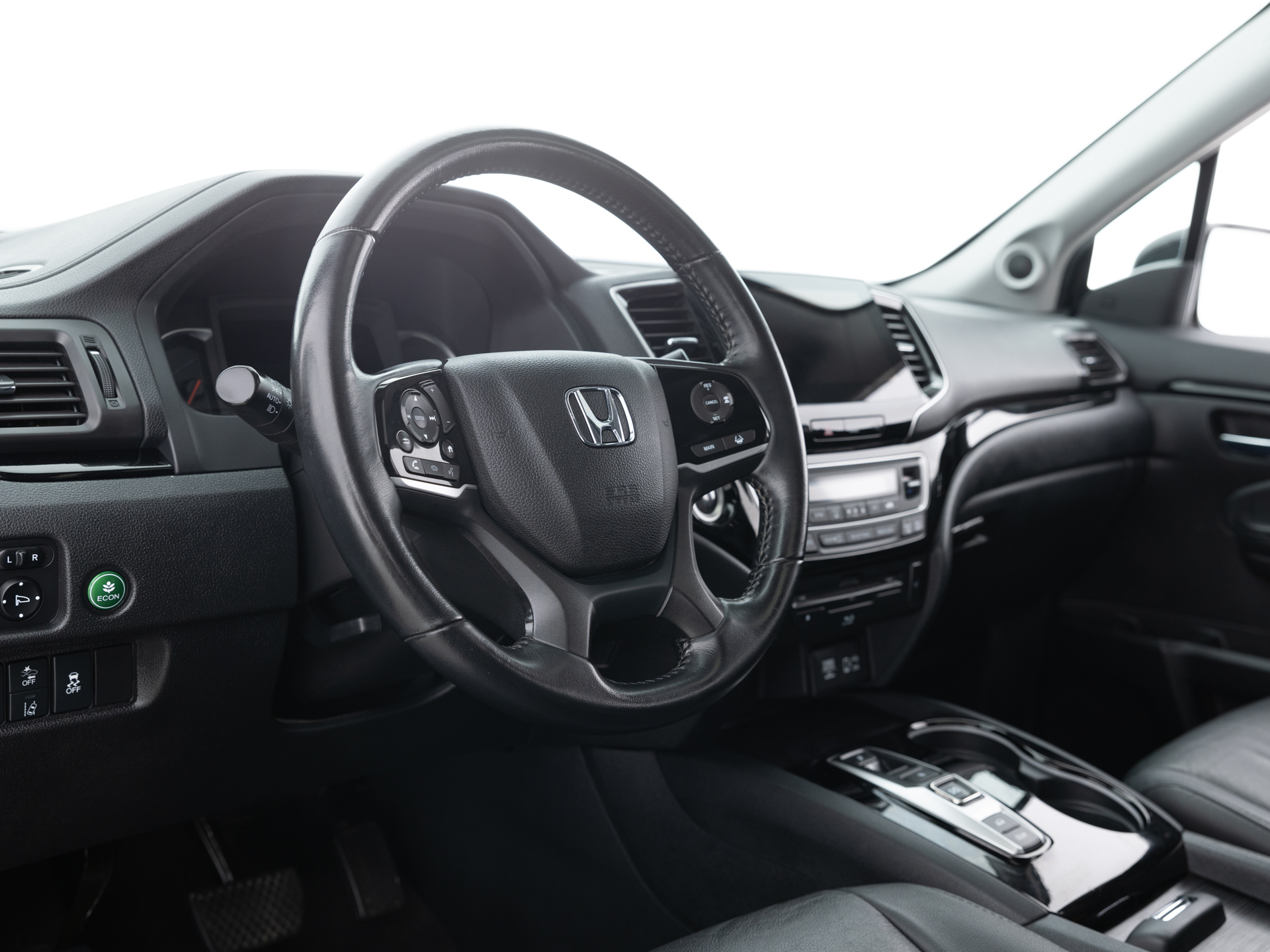 Used White Honda Pilot-13 for Sale