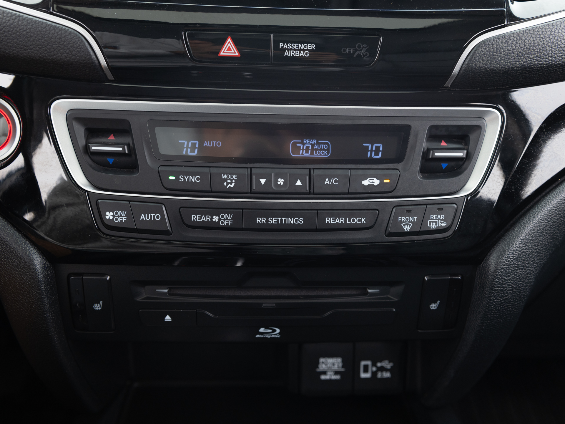 Used White Honda Pilot-27 for Sale