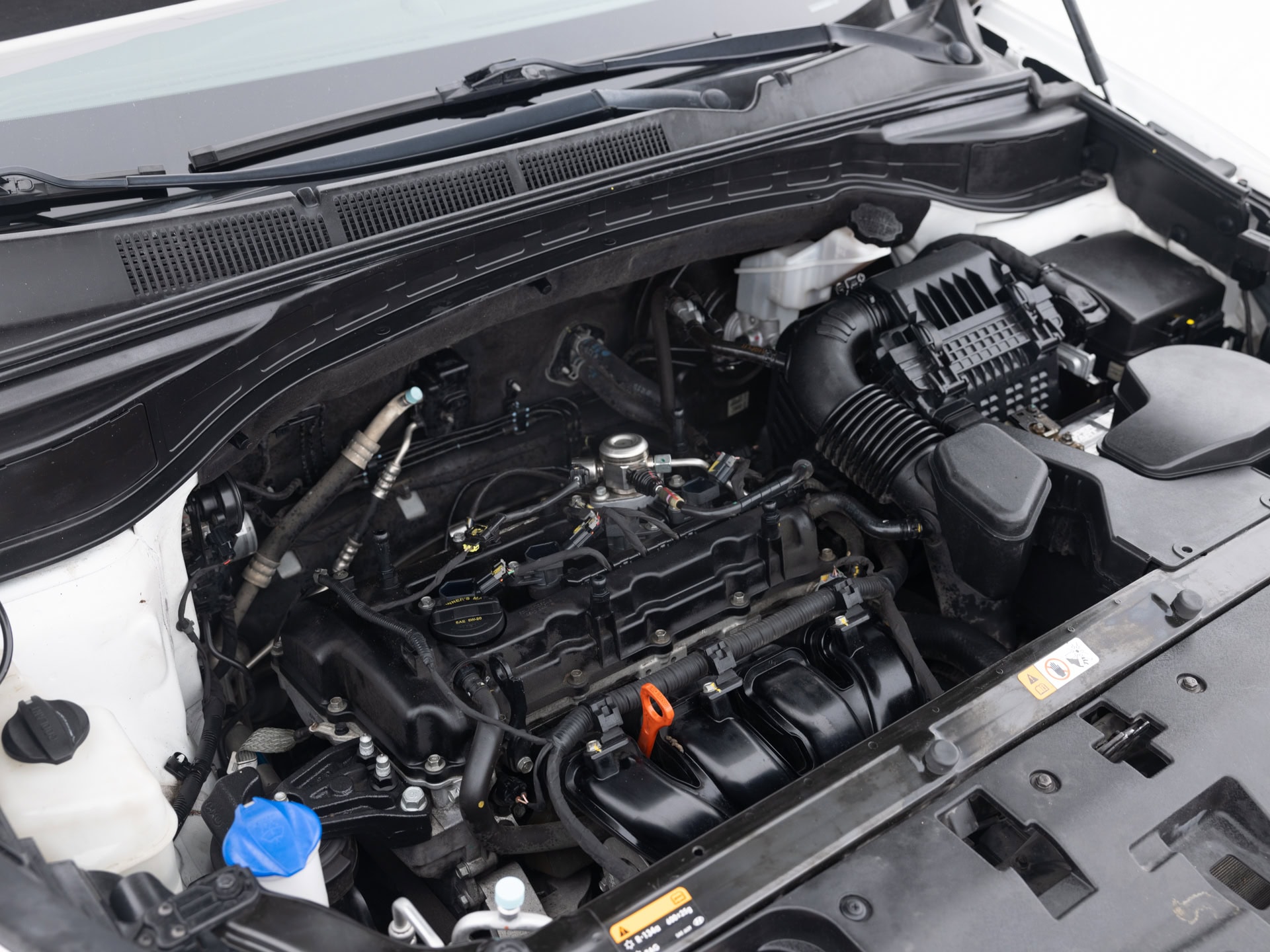 Used White Hyundai Santa Fe-29 for Sale