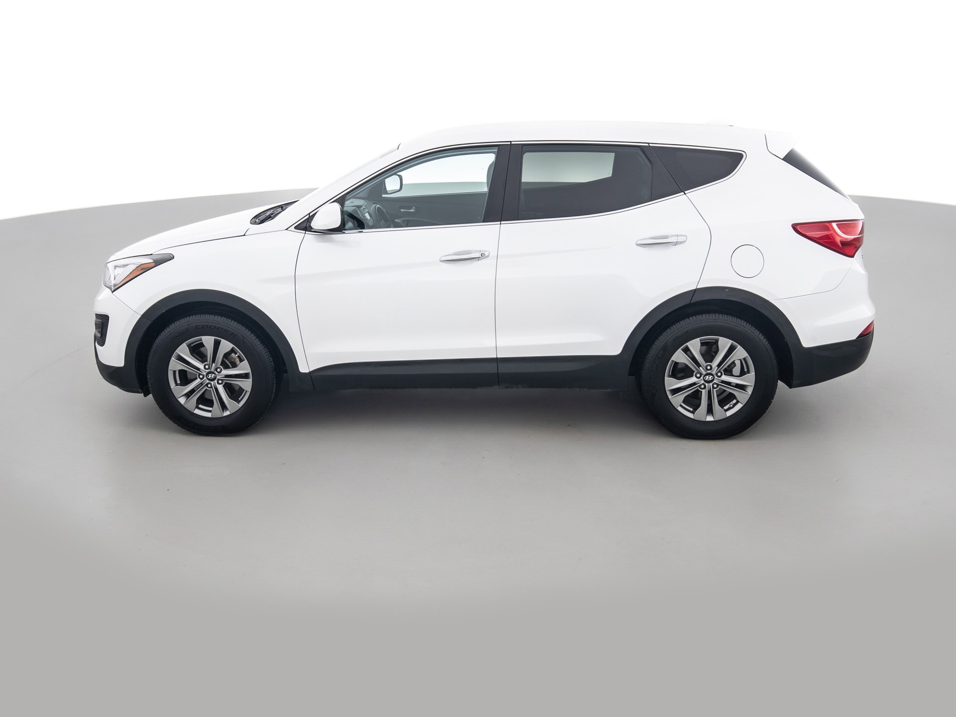 Used White Hyundai Santa Fe-7 for Sale
