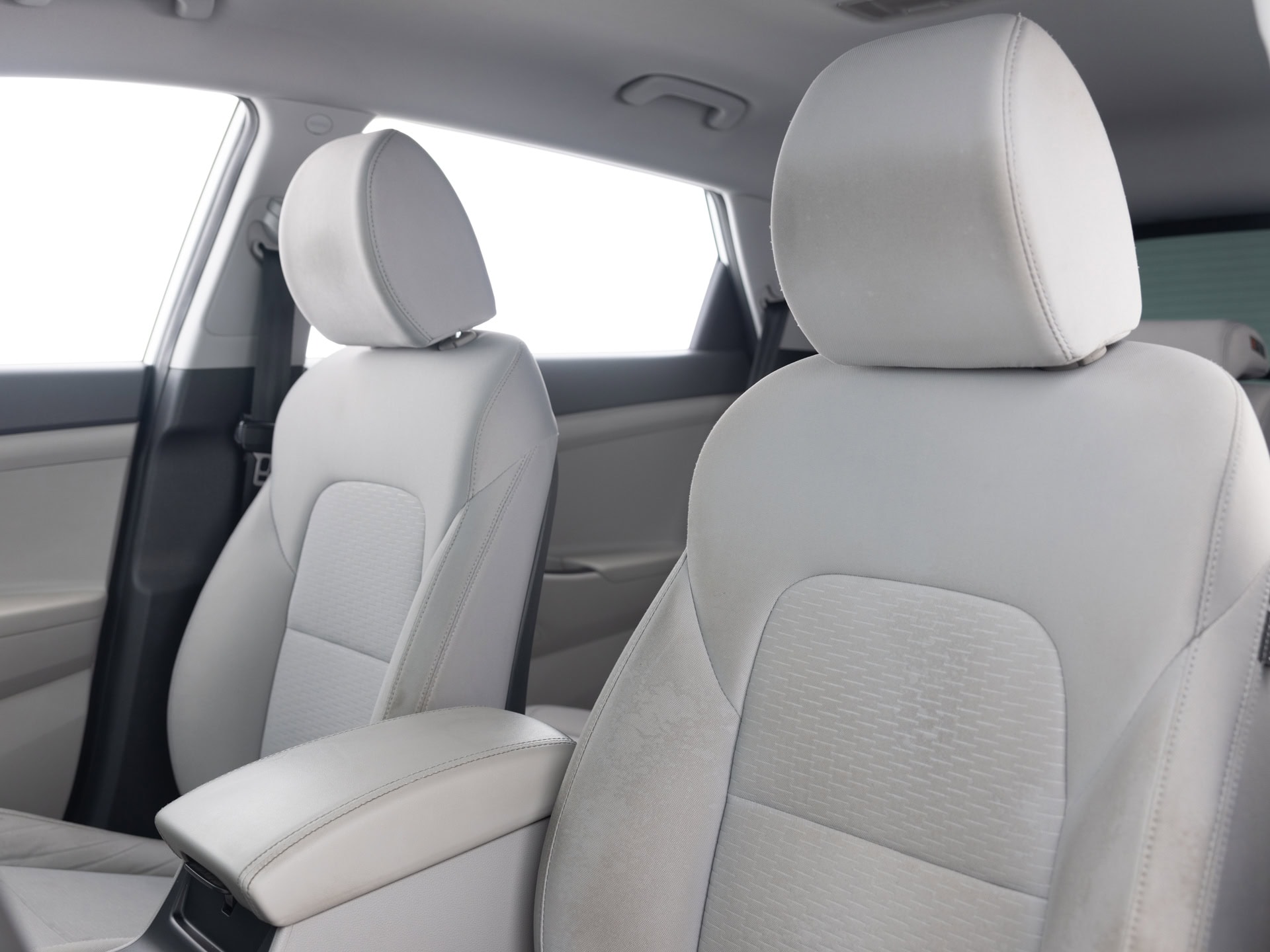 Used White Hyundai Tuscon SE-14 for Sale