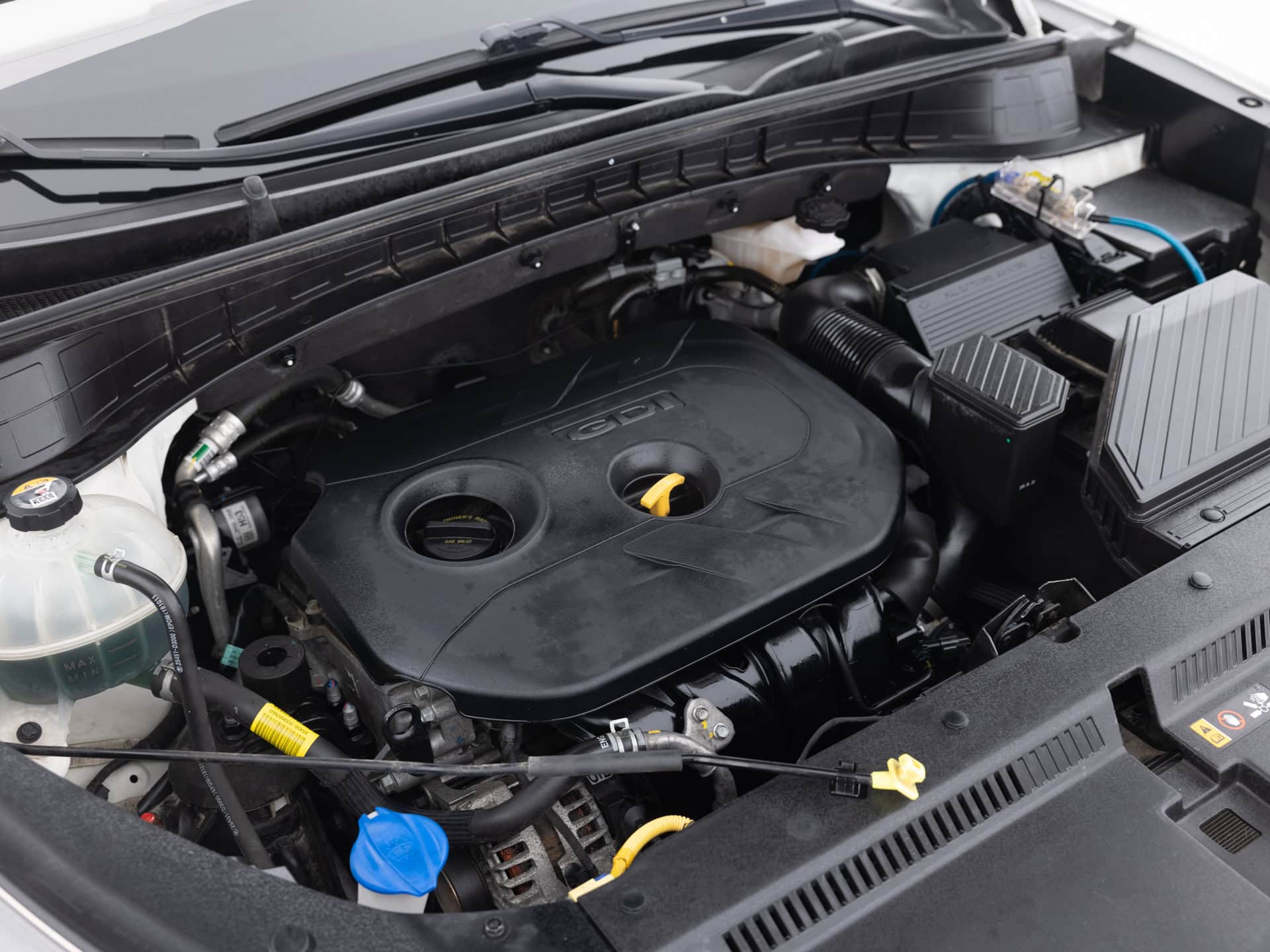 Used White Hyundai Tuscon SE-30 for Sale