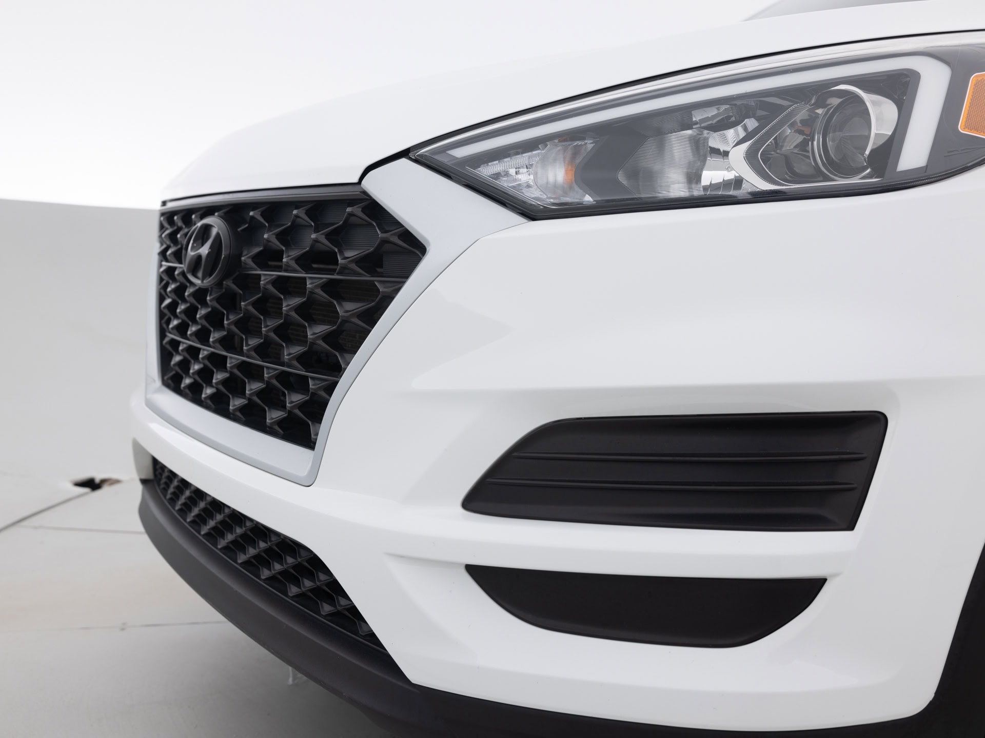 Used White Hyundai Tuscon SE-7 for Sale