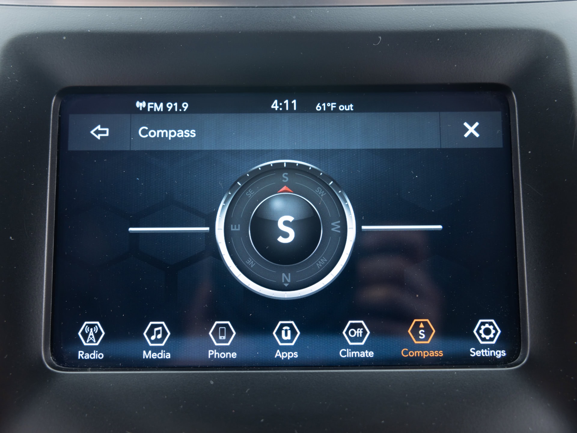 Used White Jeep Cherokee LAT-24 for Sale