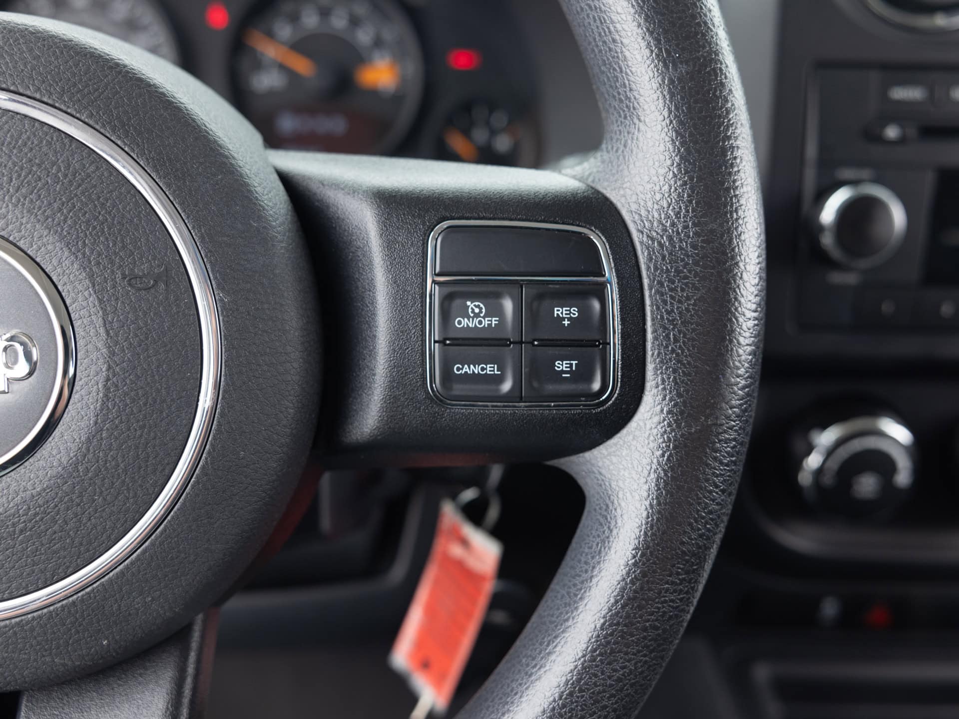 Used White Jeep Patriot ALT-27 for Sale