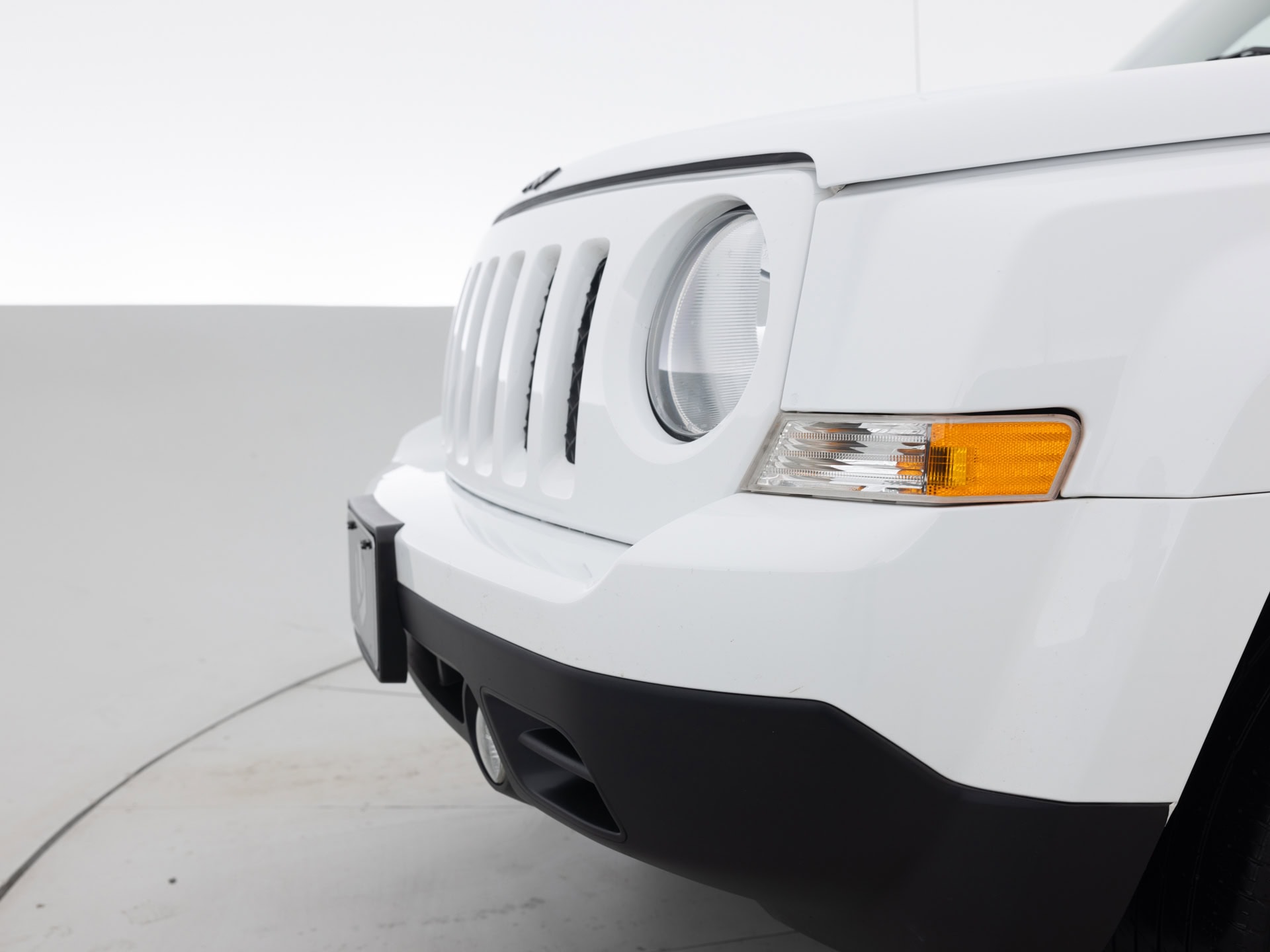 Used White Jeep Patriot ALT-7 for Sale