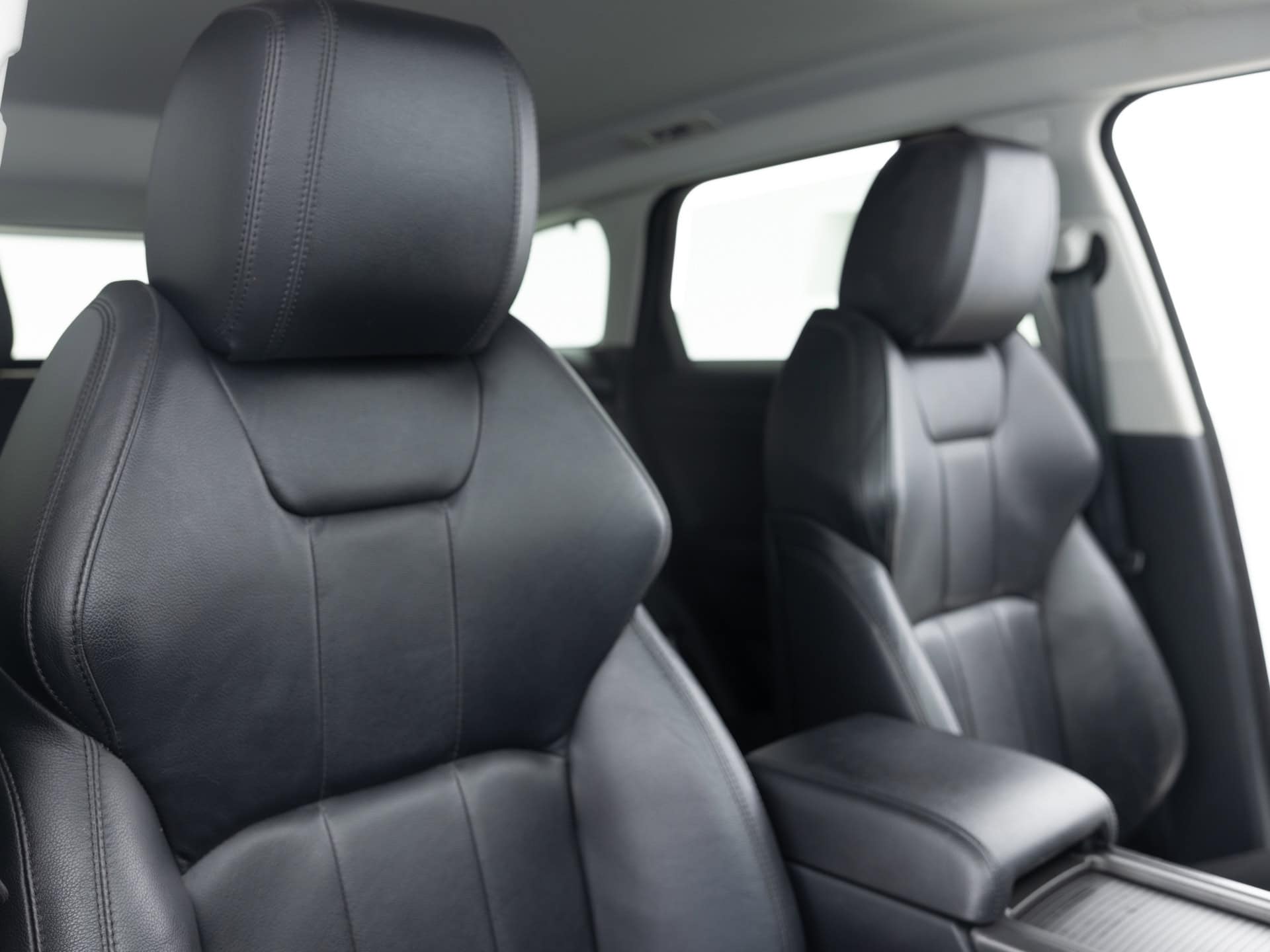 Used White Land Rover Evoque-18 for Sale