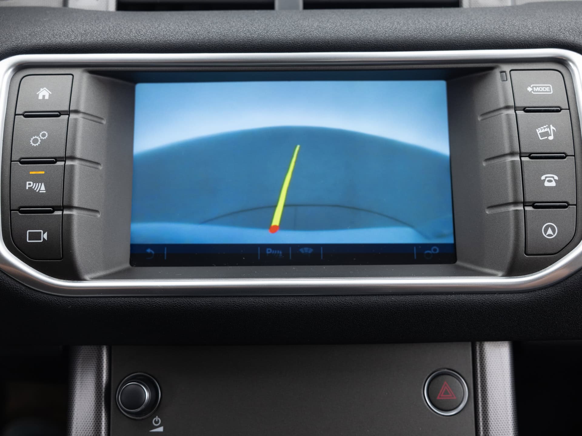 Used White Land Rover Evoque-25 for Sale