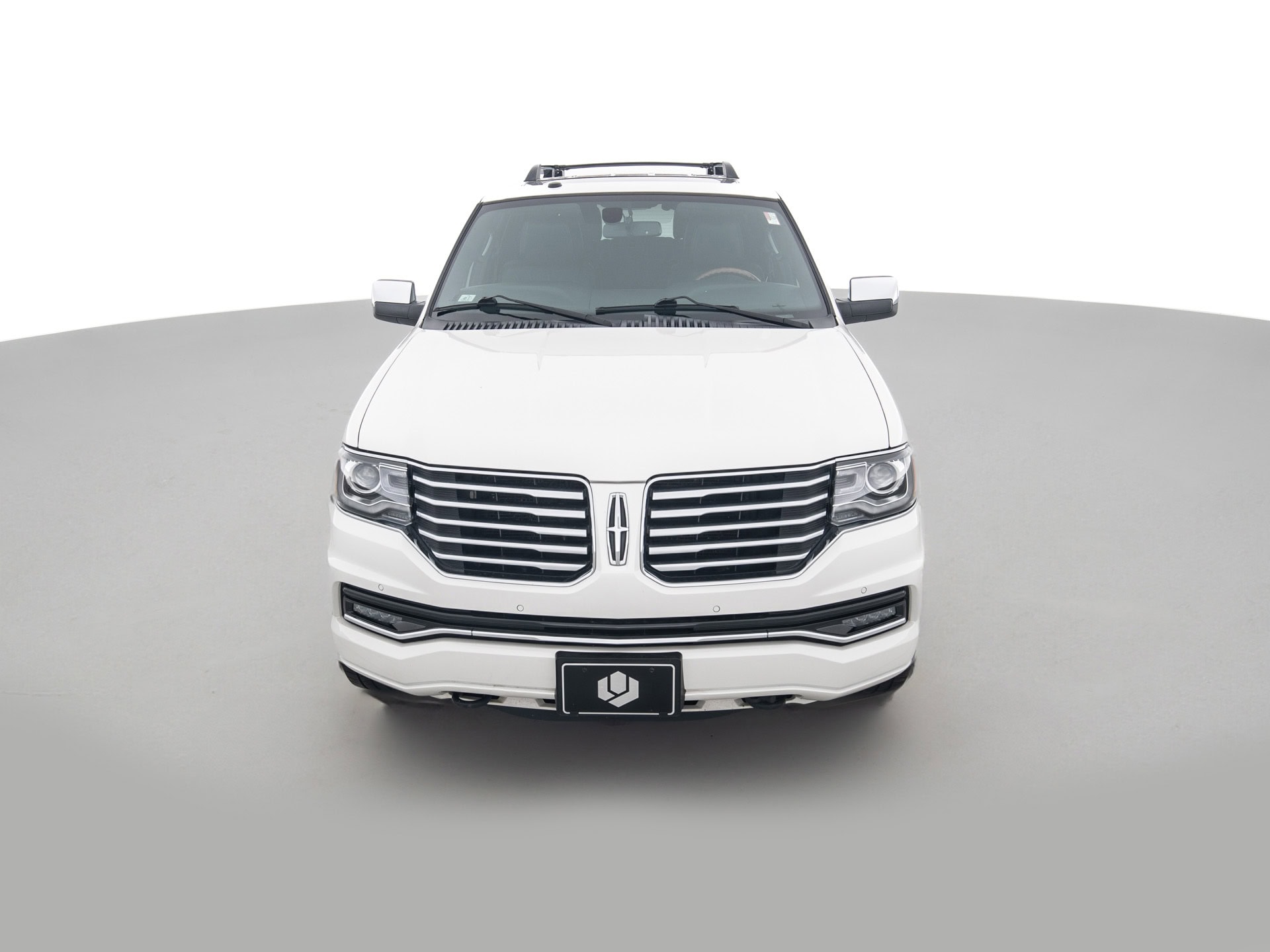 Used White Lincoln Navigator Select for Sale