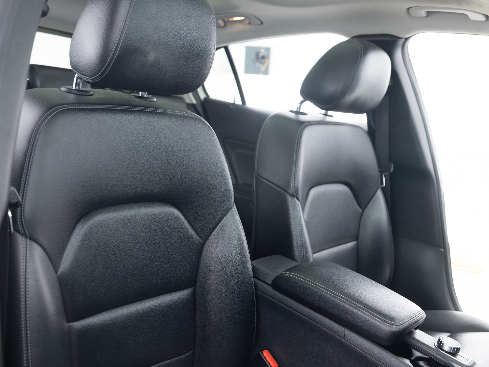 Used White Mercedes GLA 250-18 for Sale