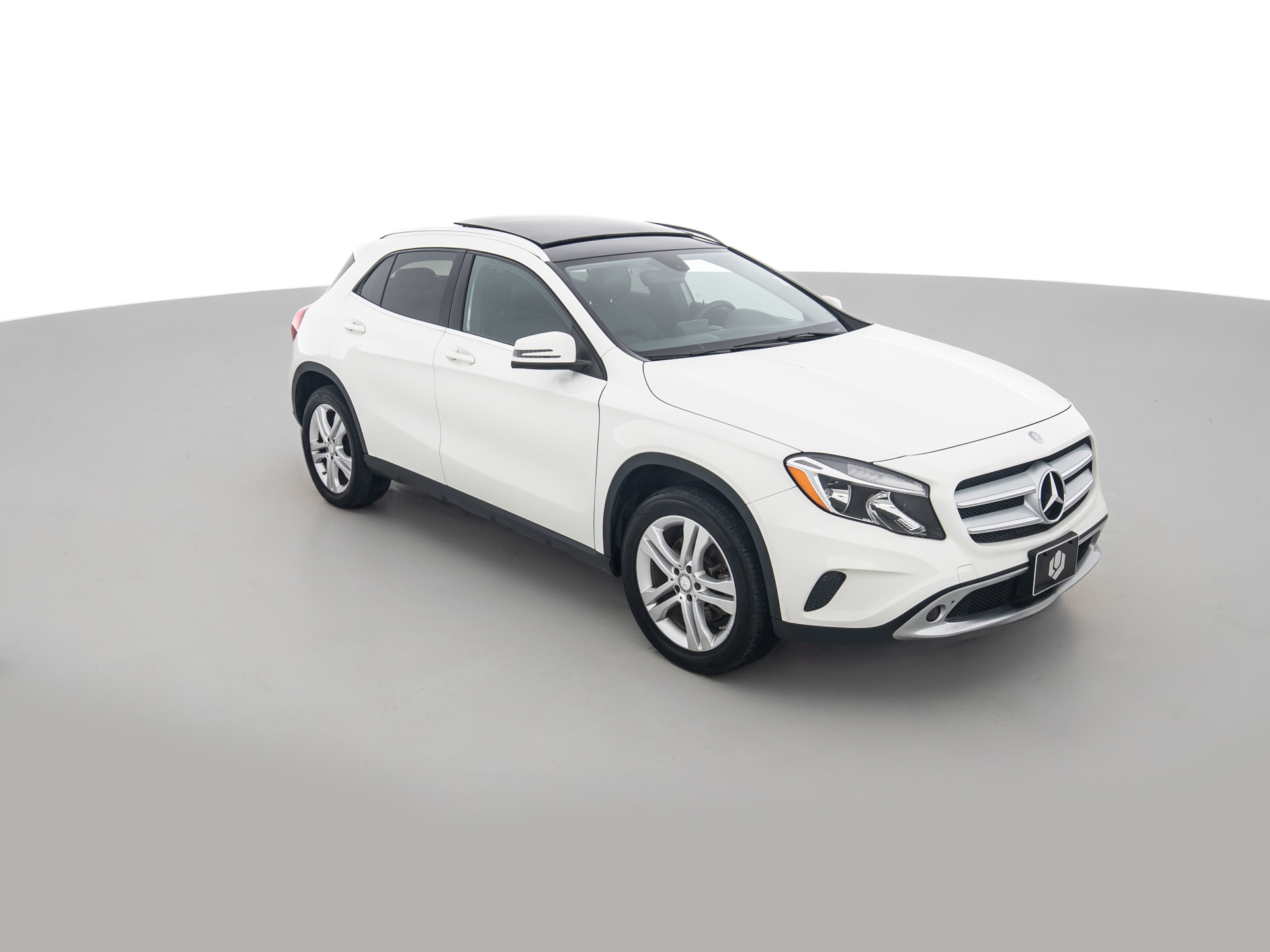Used White Mercedes GLA 250-2 for Sale