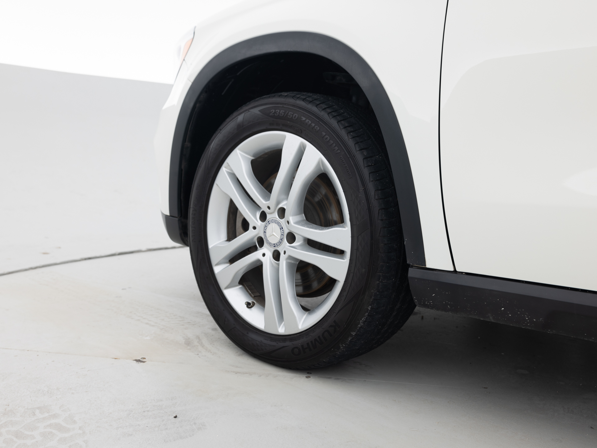 Used White Mercedes GLA 250-9 for Sale