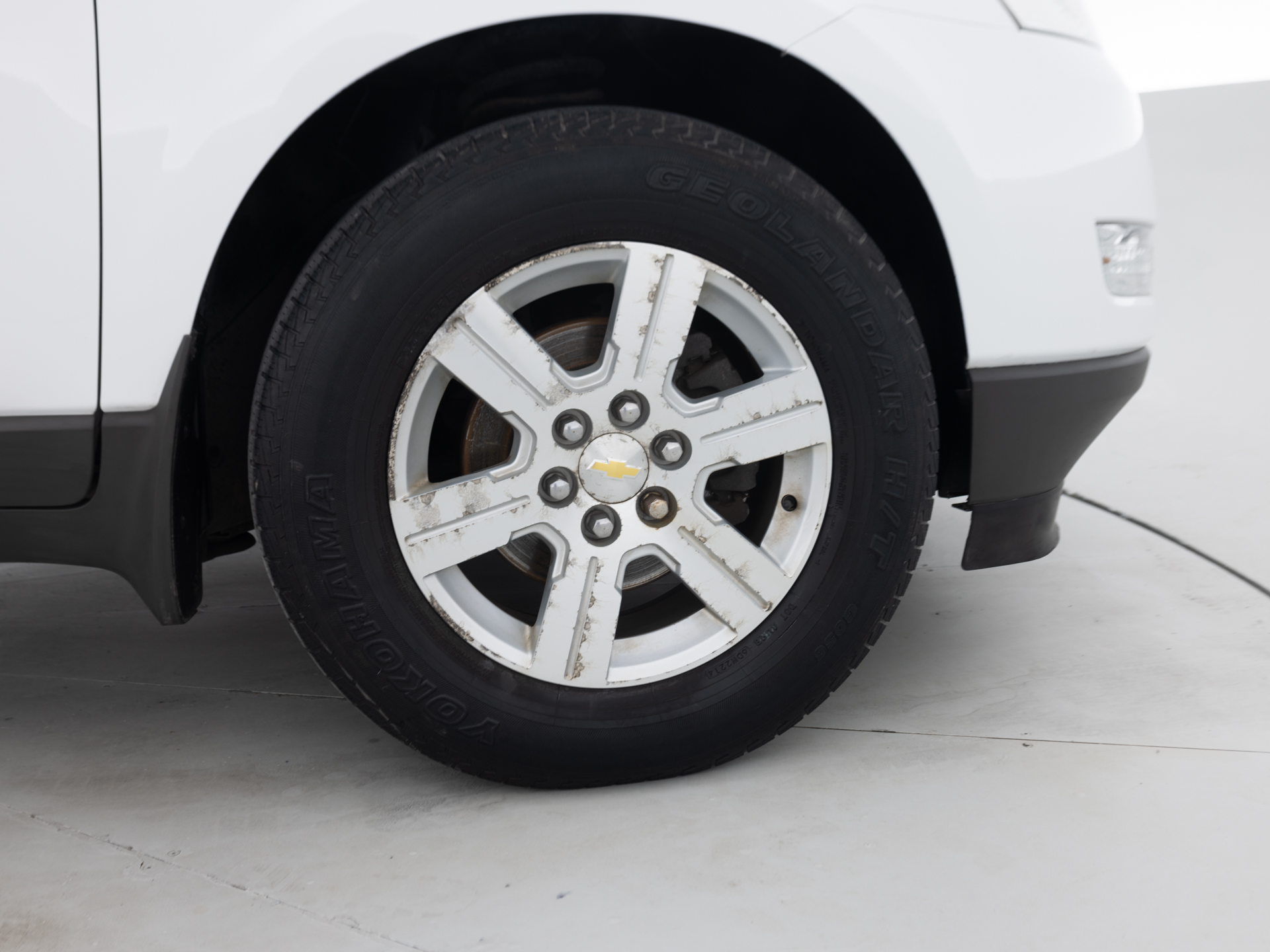 Used White Nissan Armada Platinum-11 for Sale