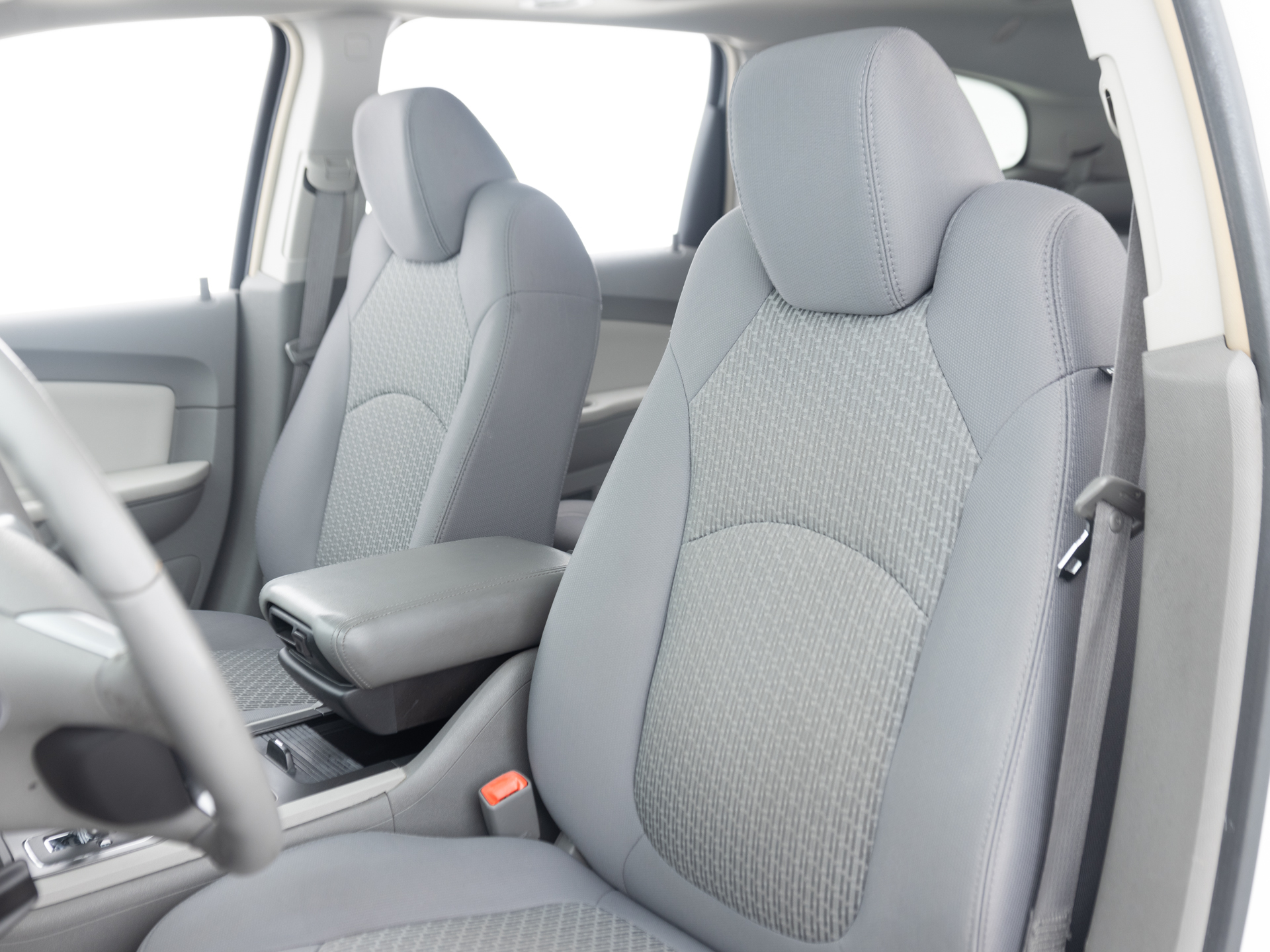 Used White Nissan Armada Platinum-14 for Sale