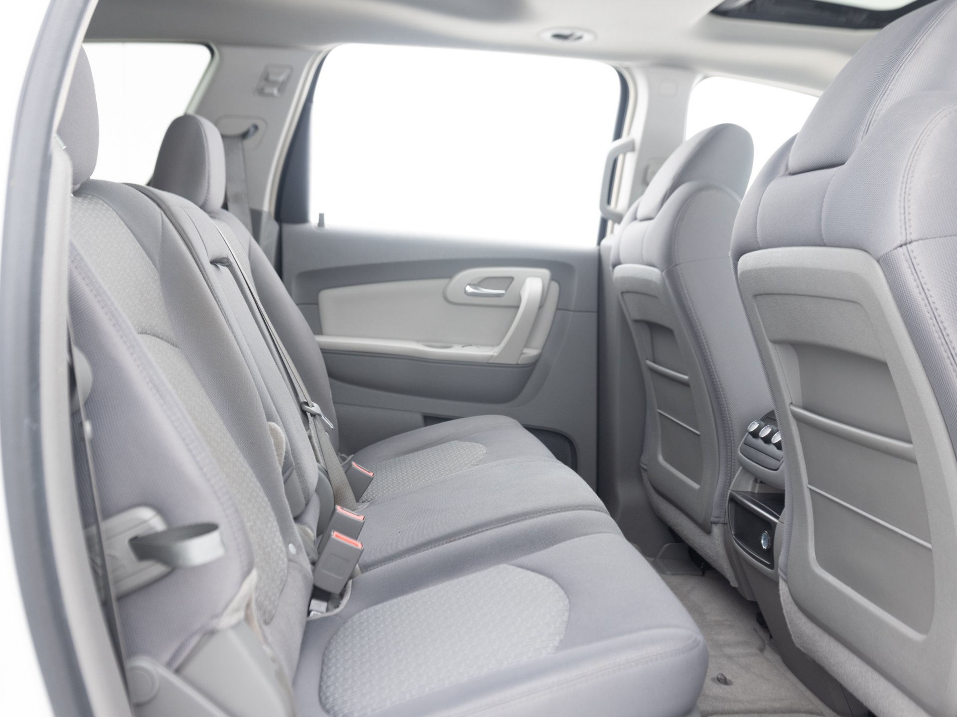 Used White Nissan Armada Platinum-21 for Sale