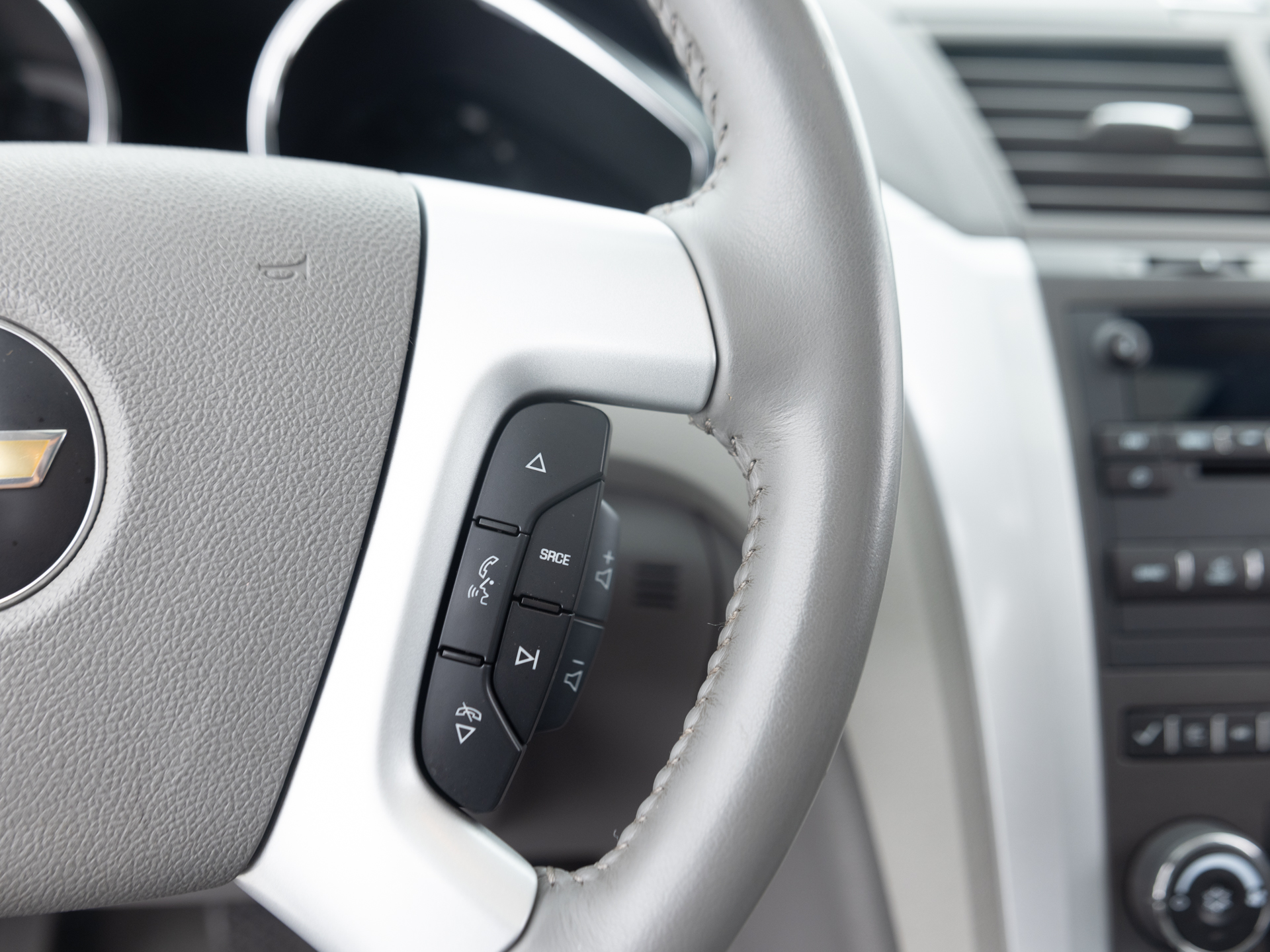 Used White Nissan Armada Platinum-28 for Sale