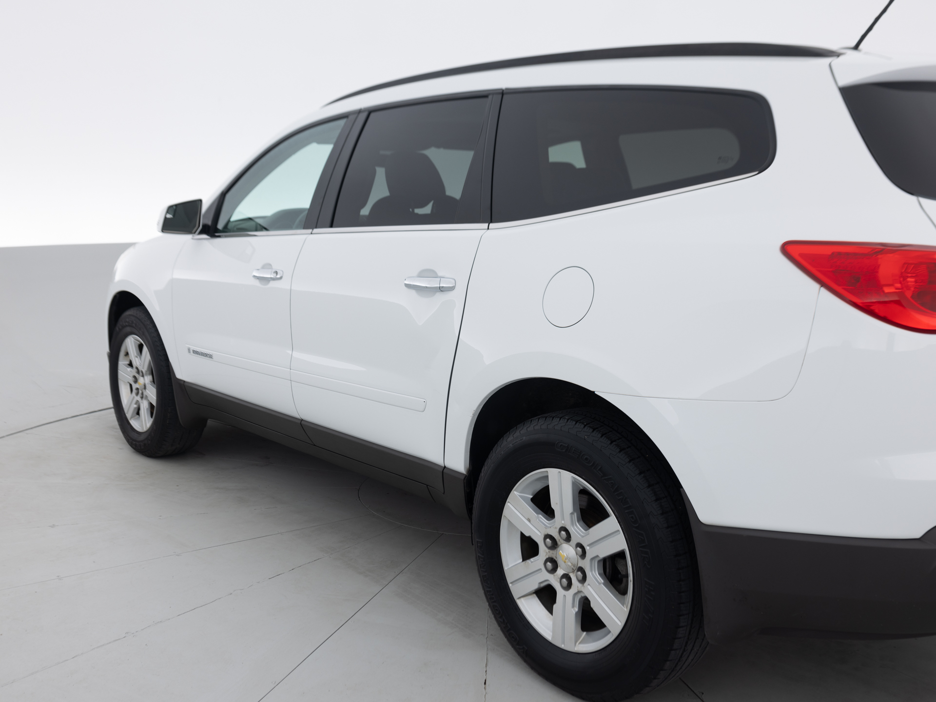 Used White Nissan Armada Platinum-6 for Sale