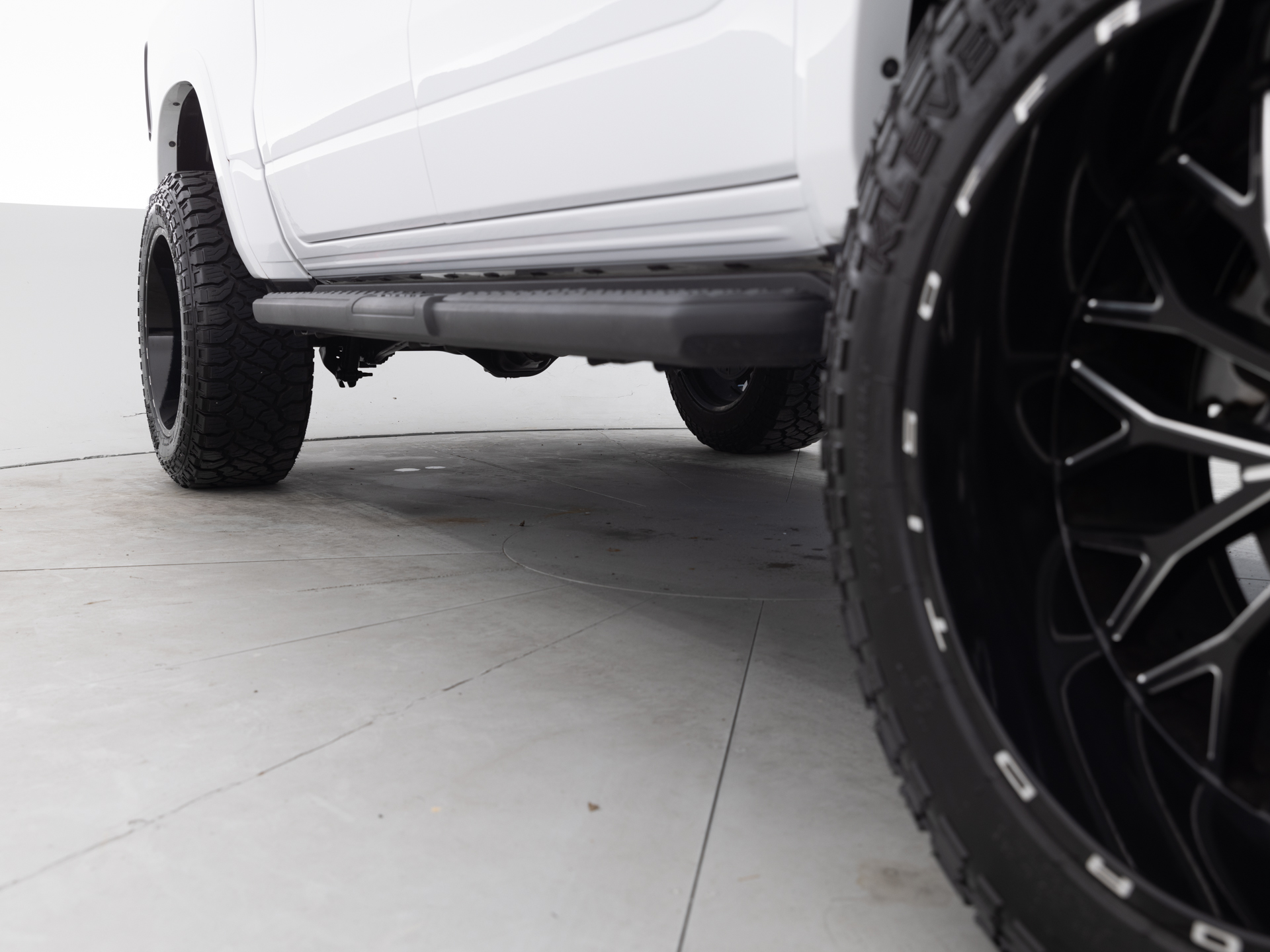 Used White Ram 1500 Big Horn-15 for Sale