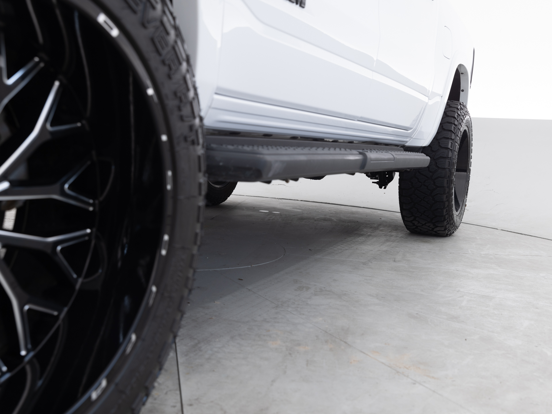 Used White Ram 1500 Big Horn-16 for Sale