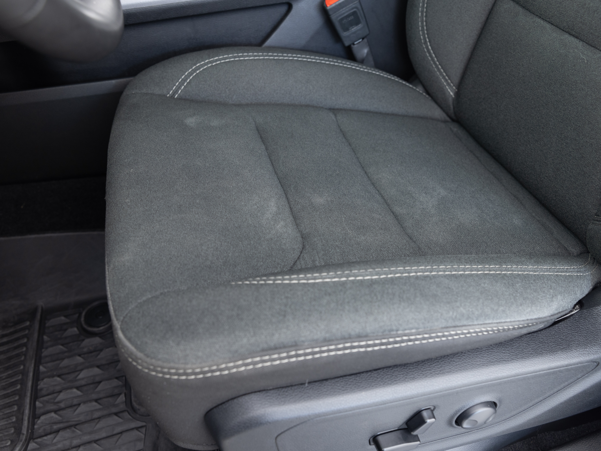 Used White Ram 1500 Big Horn-17 for Sale
