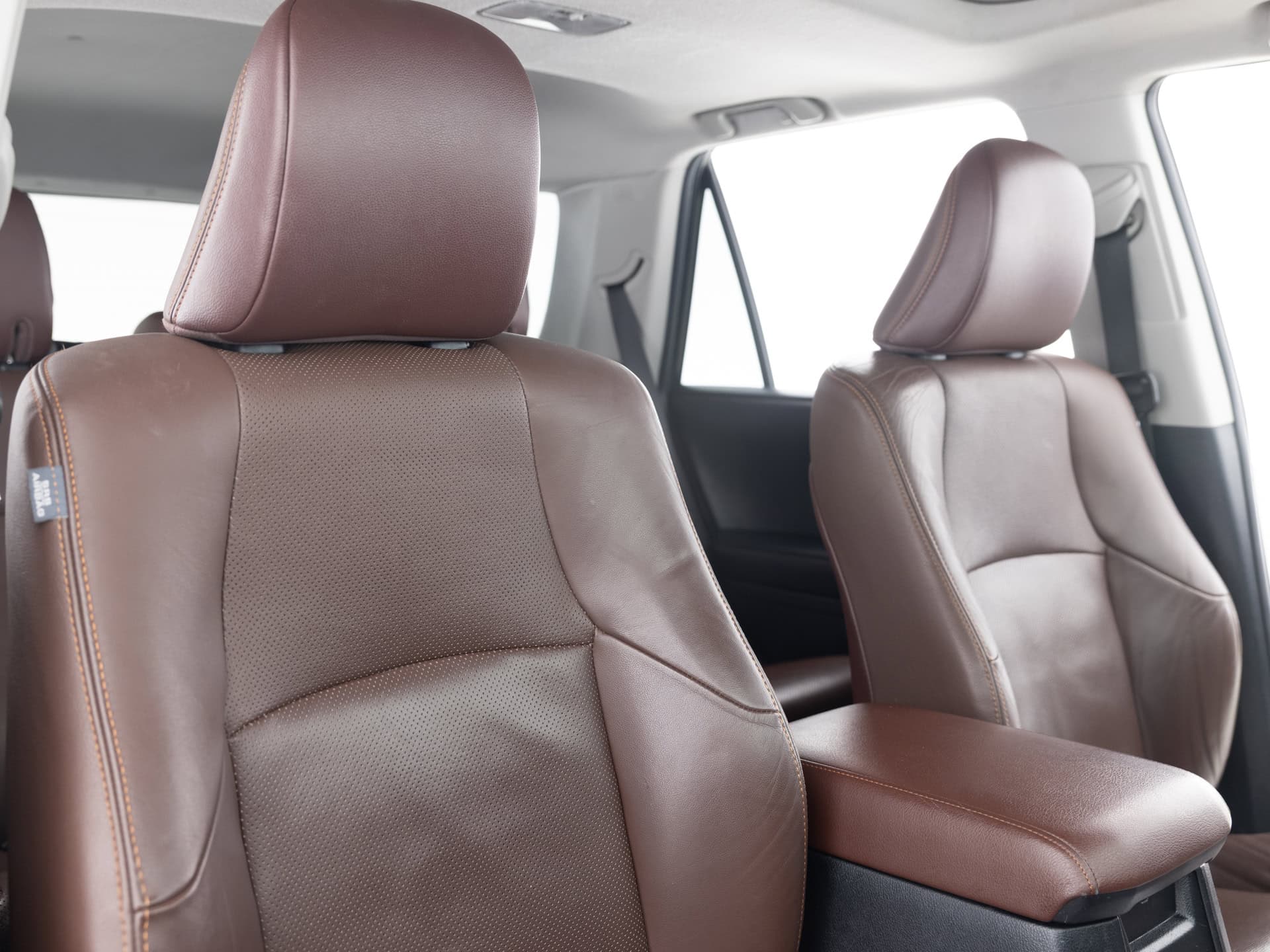 Used White Toyota 4Runner SR5_-16 for Sale