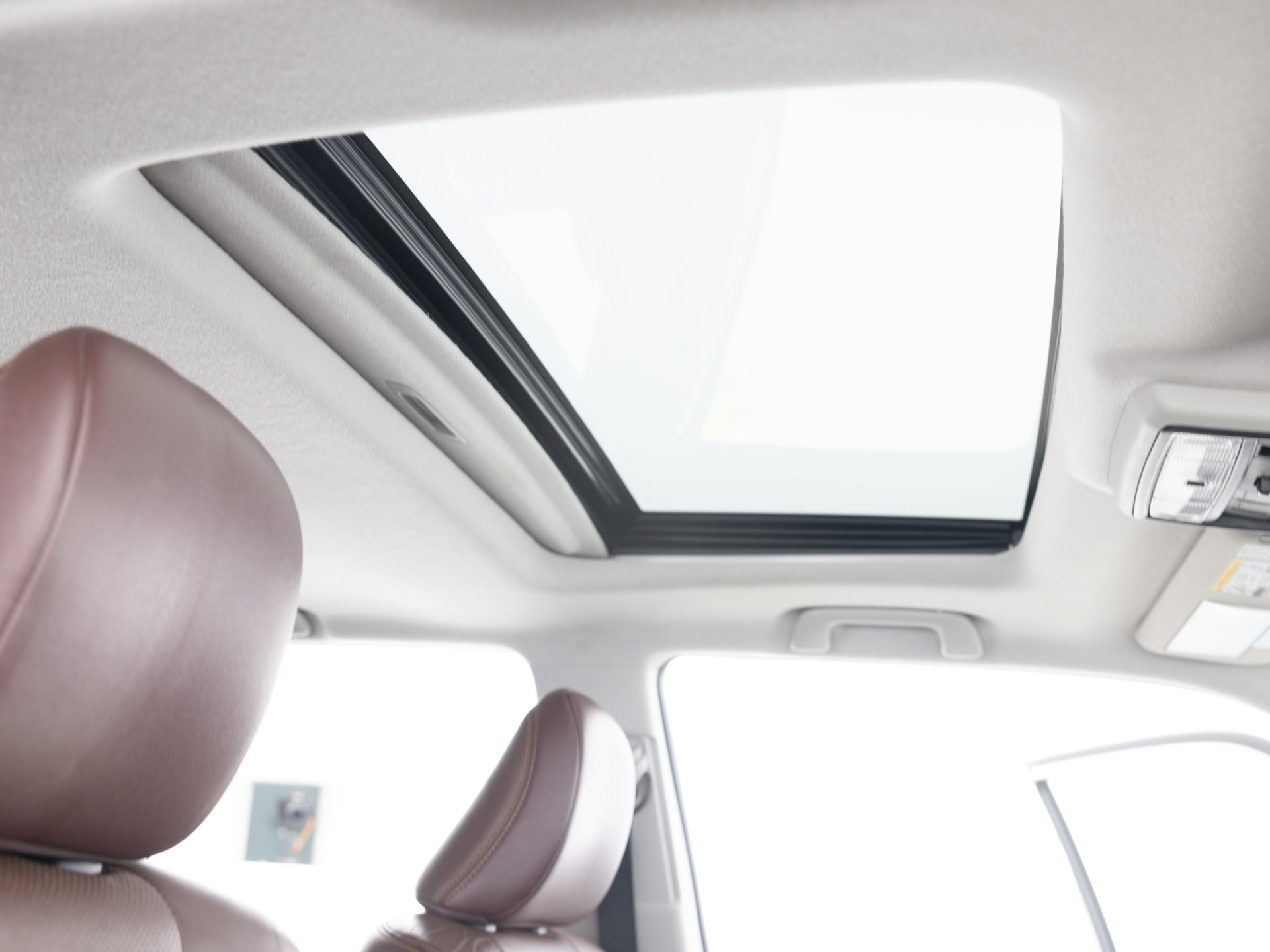 Used White Toyota 4Runner SR5_-21 for Sale