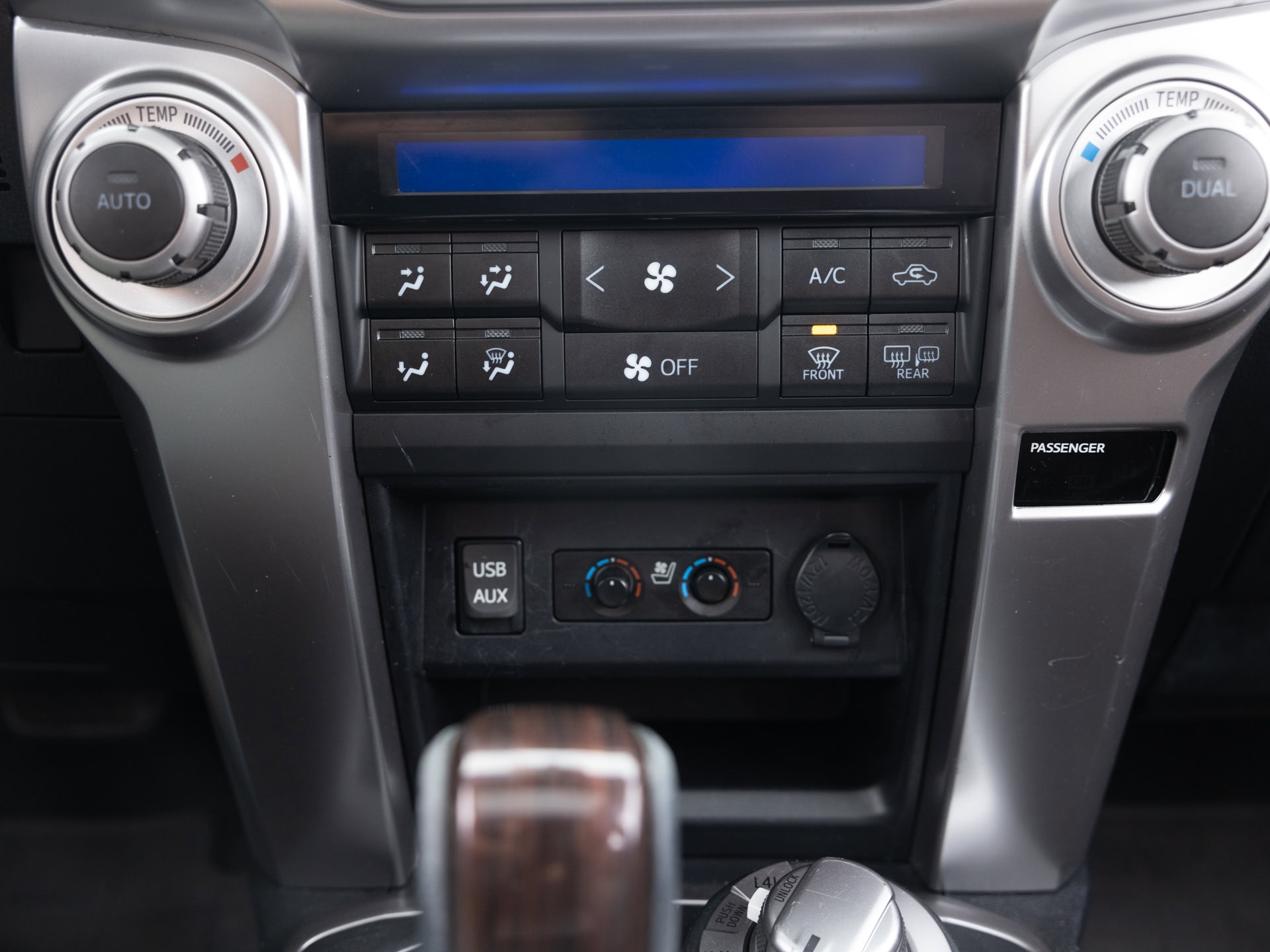 Used White Toyota 4Runner SR5_-25 for Sale