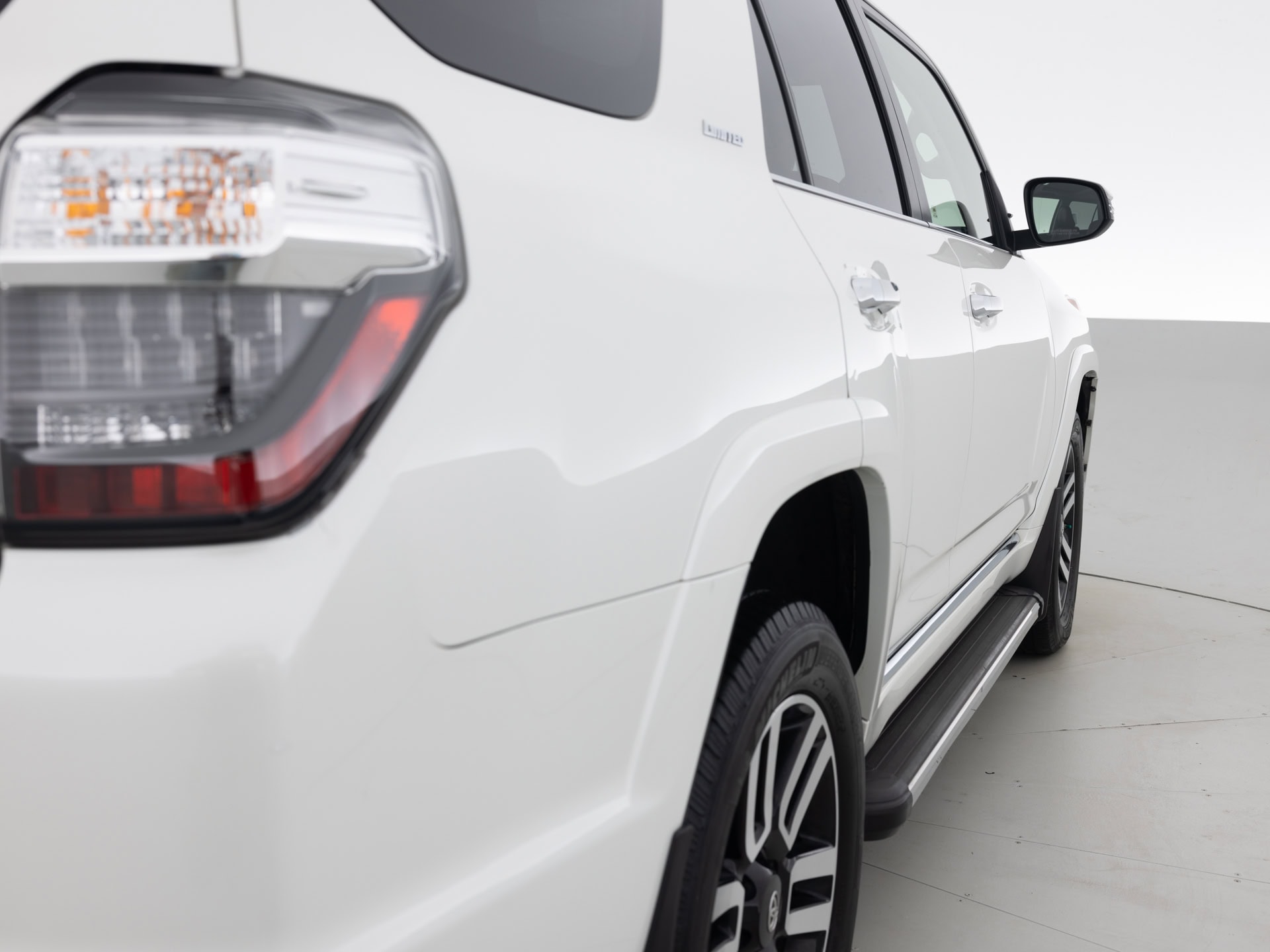 Used White Toyota 4Runner SR5_-3 for Sale