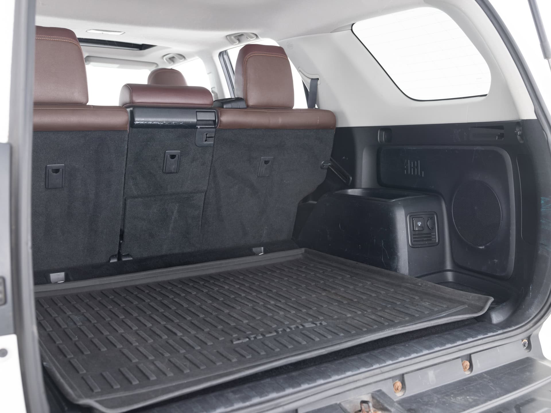 Used White Toyota 4Runner SR5_-30 for Sale