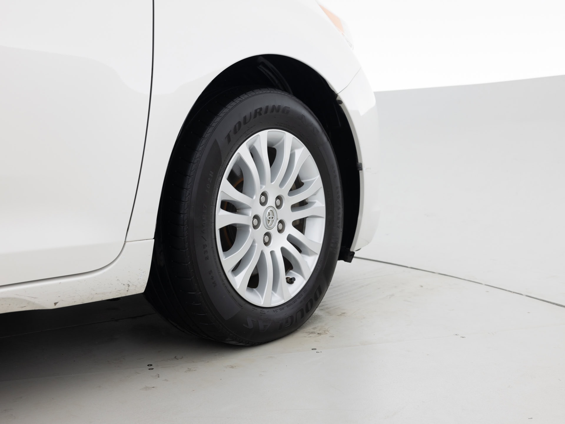 Used White Toyota Sienna Van-12 for Sale