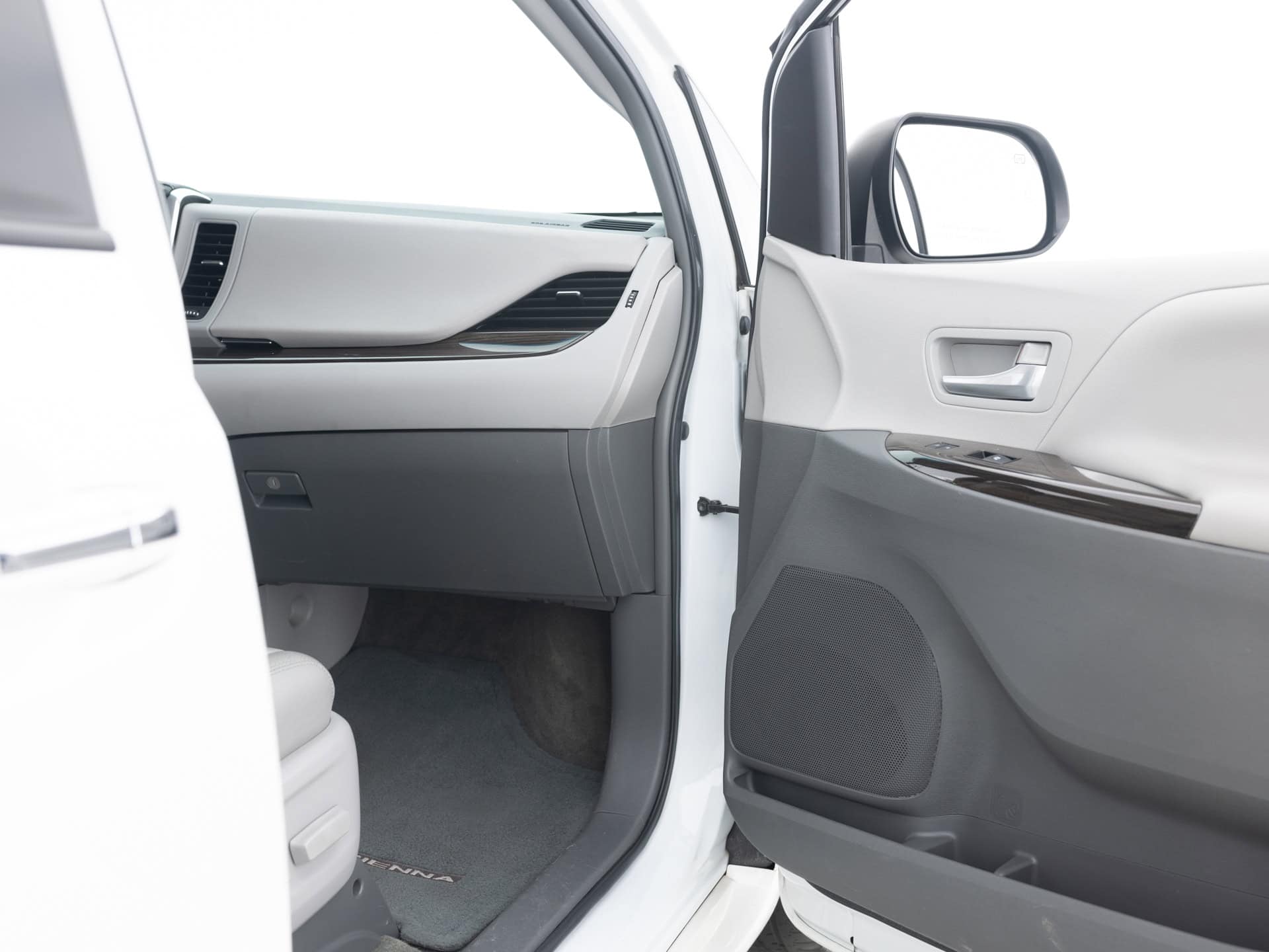 Used White Toyota Sienna Van-20 for Sale