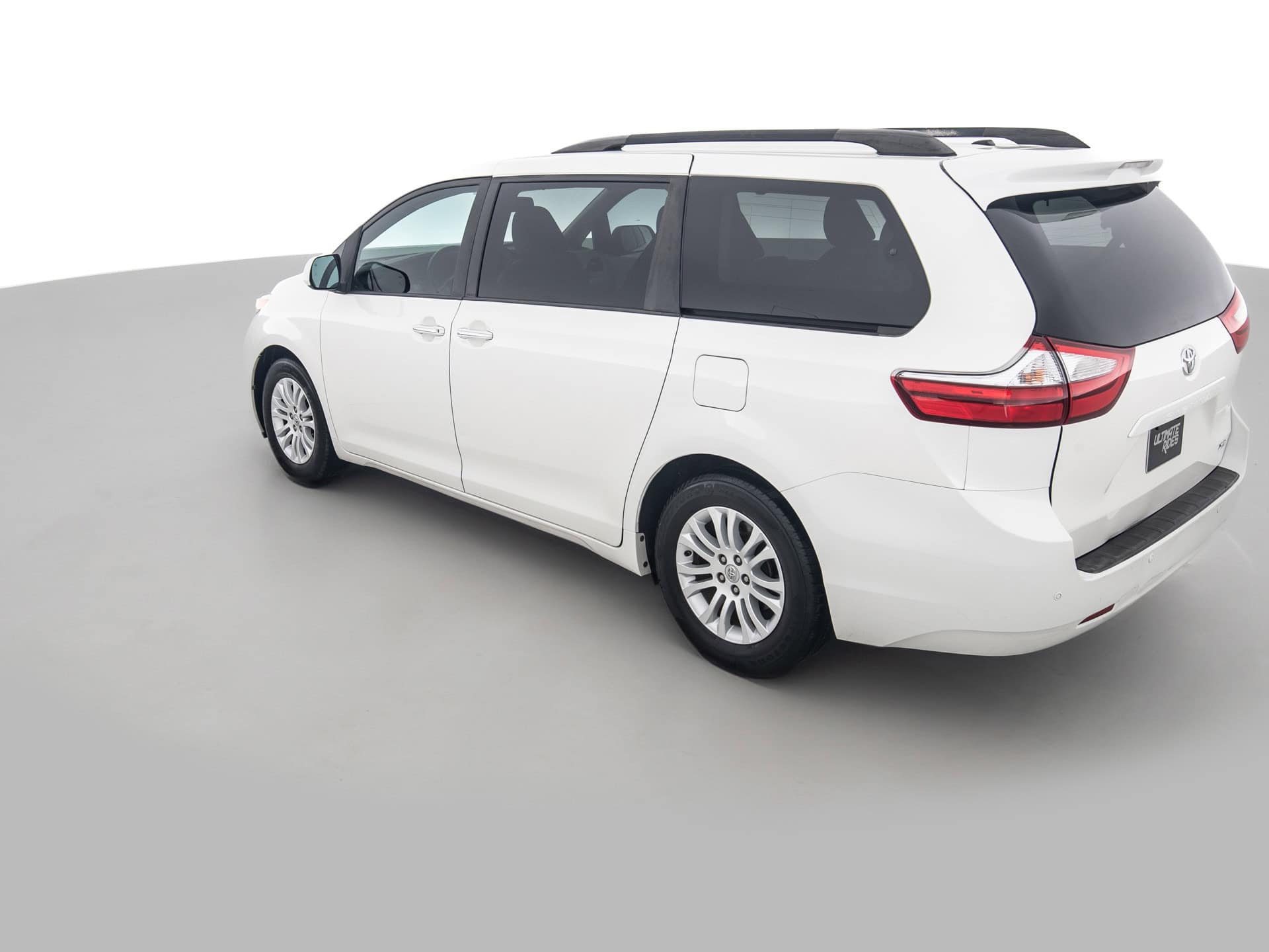 Used White Toyota Sienna Van-6 for Sale