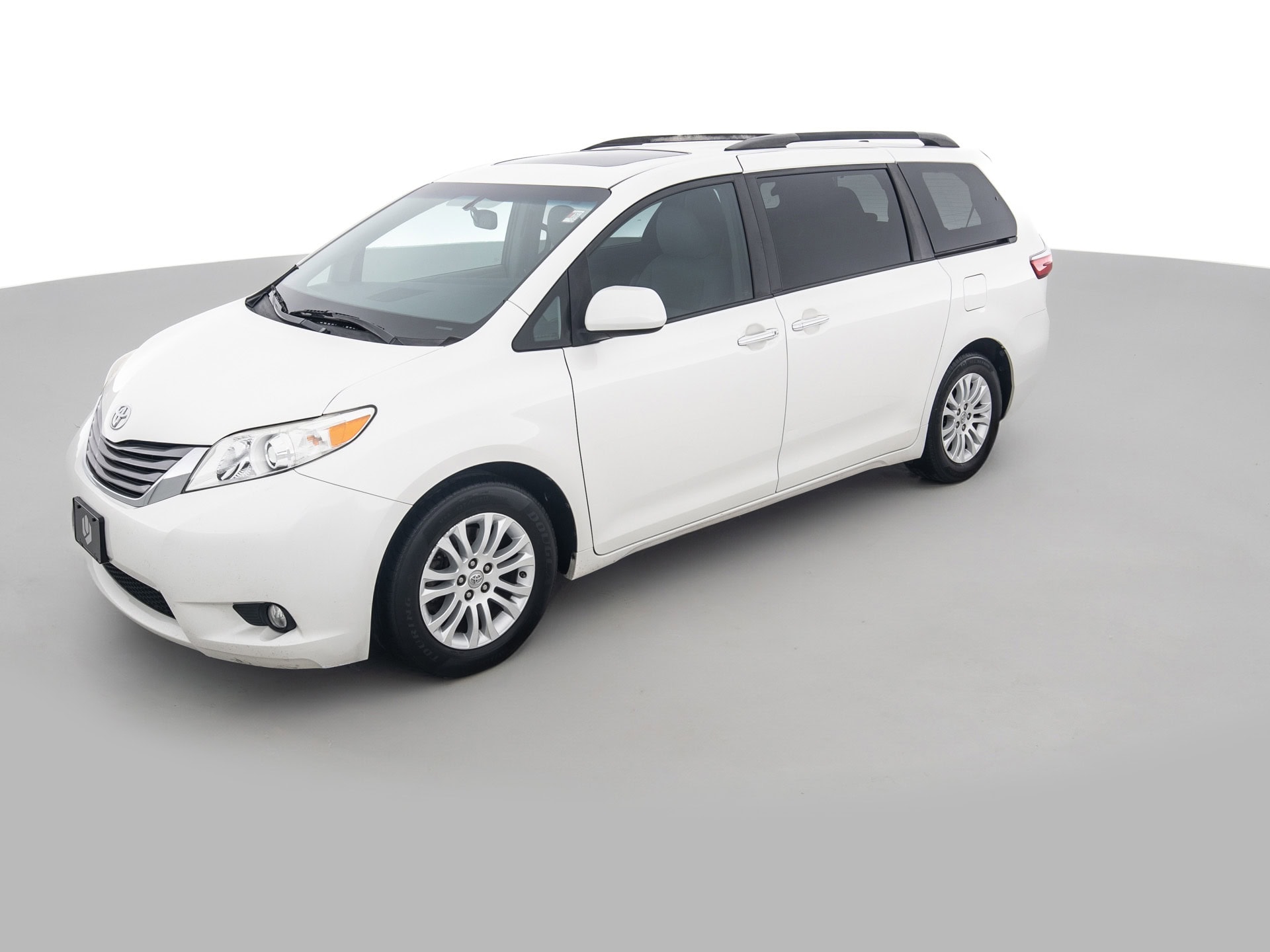 Used White Toyota Sienna Van-8 for Sale
